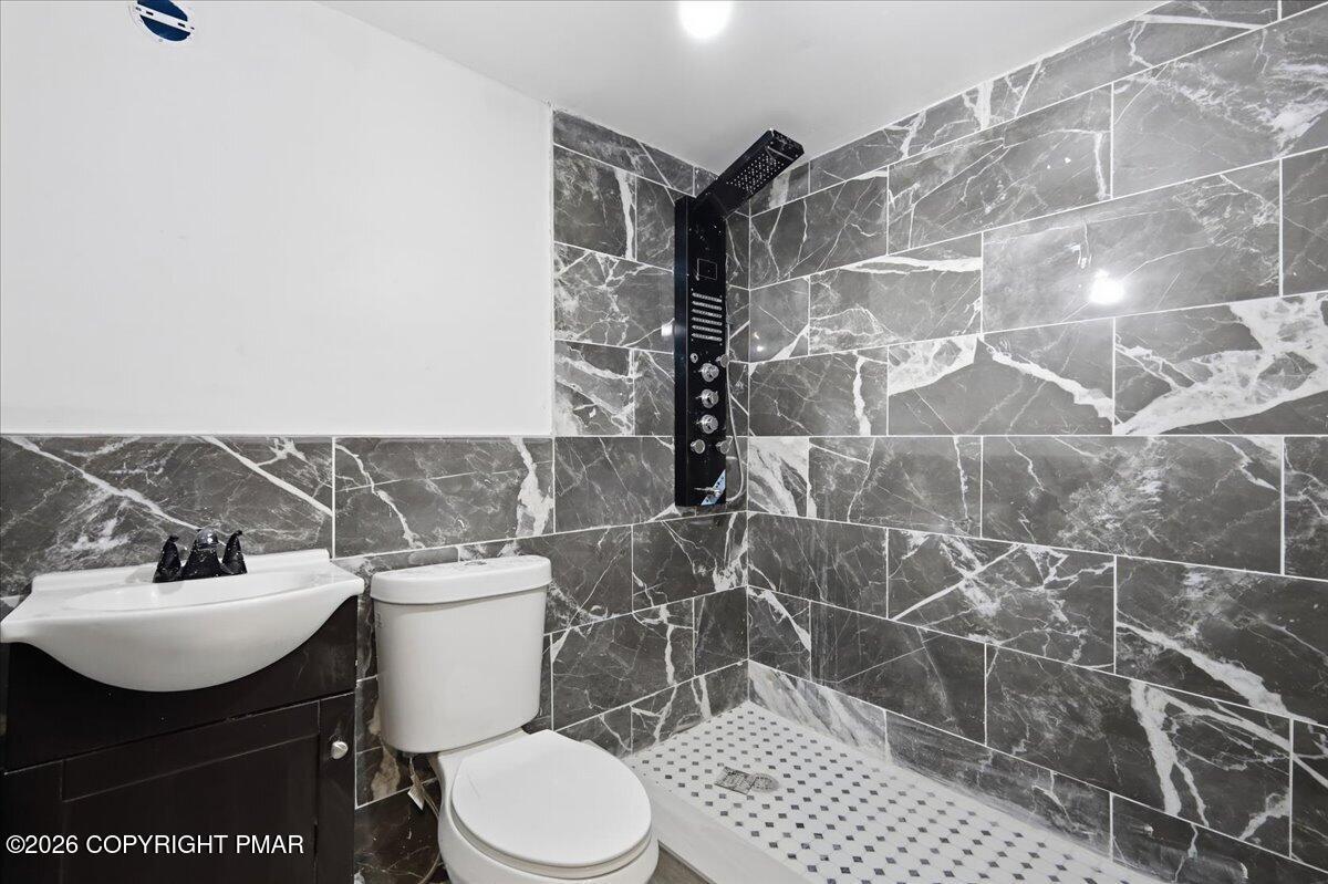 2838 Fairhaven Drive Property Photo 17