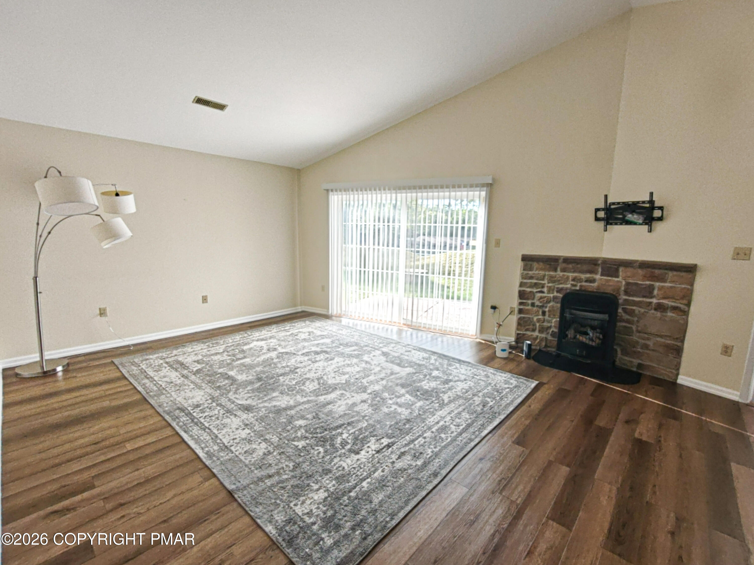 228 Mountain Road Property Photo 3