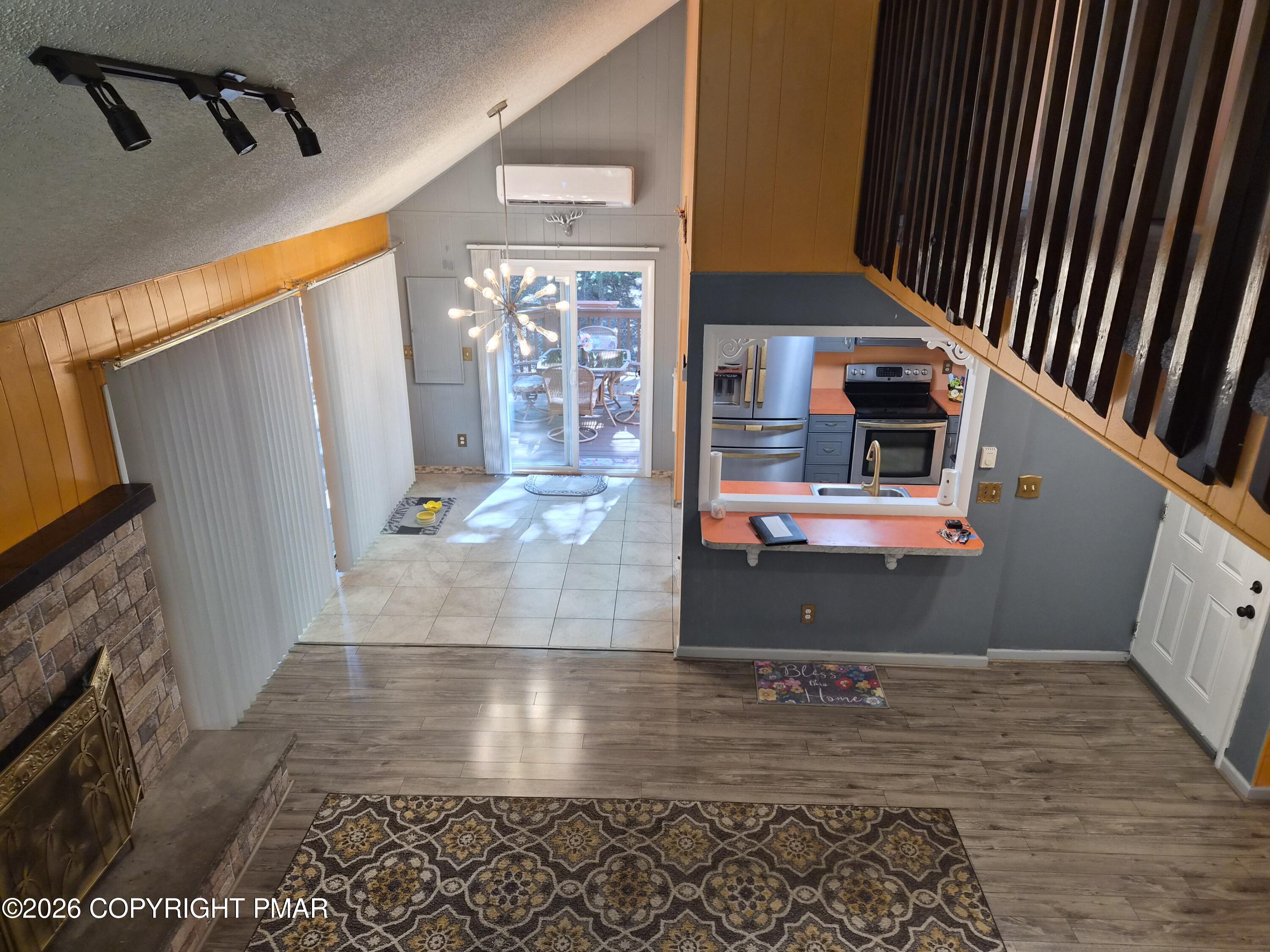 1111 Kensington Drive Property Photo 6