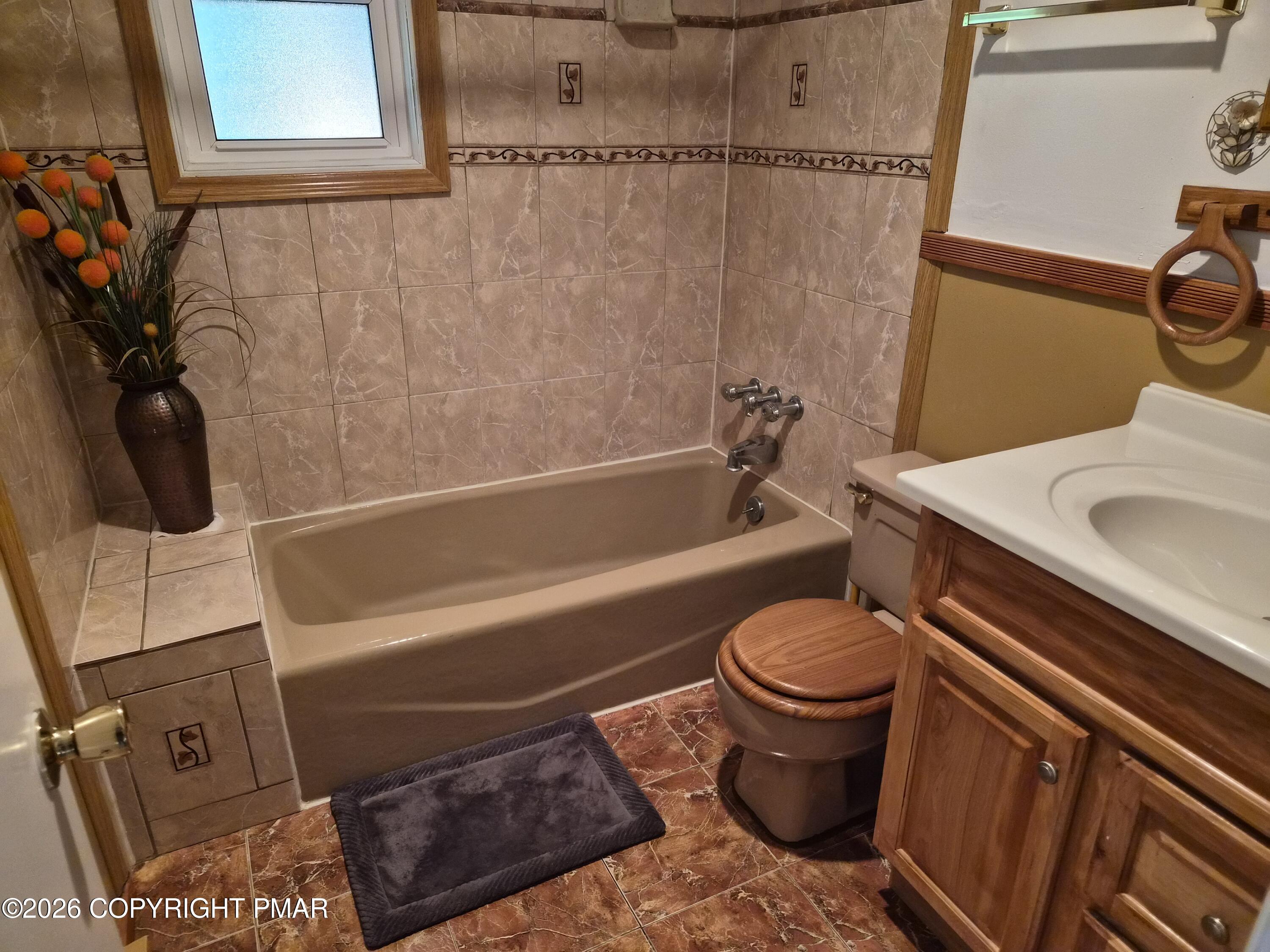 1111 Kensington Drive Property Photo 23