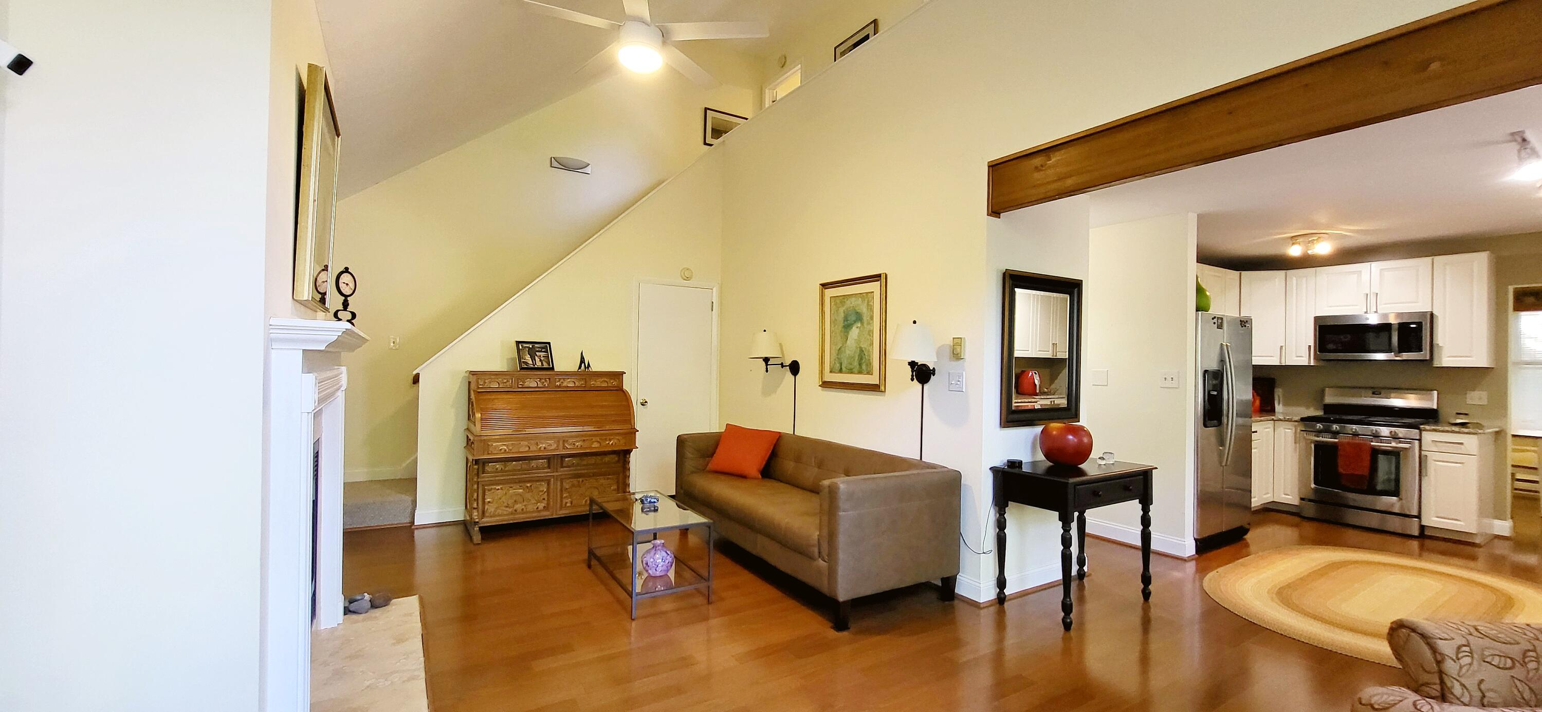 210 Dover Drive Property Photo 6