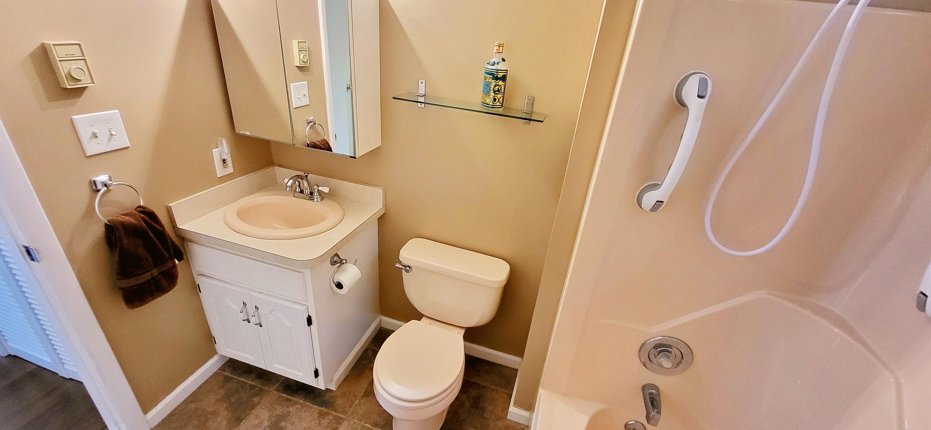210 Dover Drive Property Photo 21