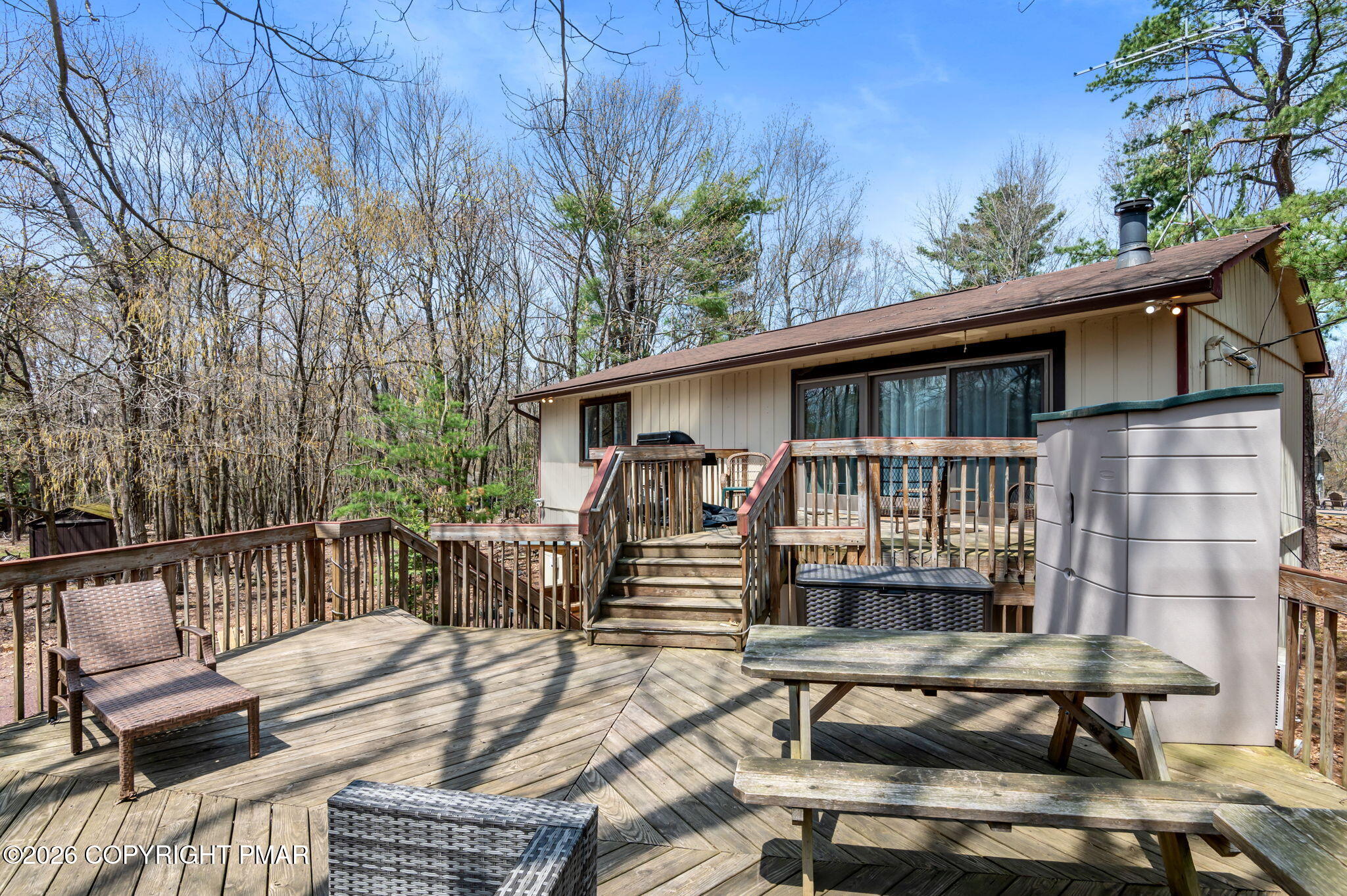 70 Pineknoll Drive Property Photo 44