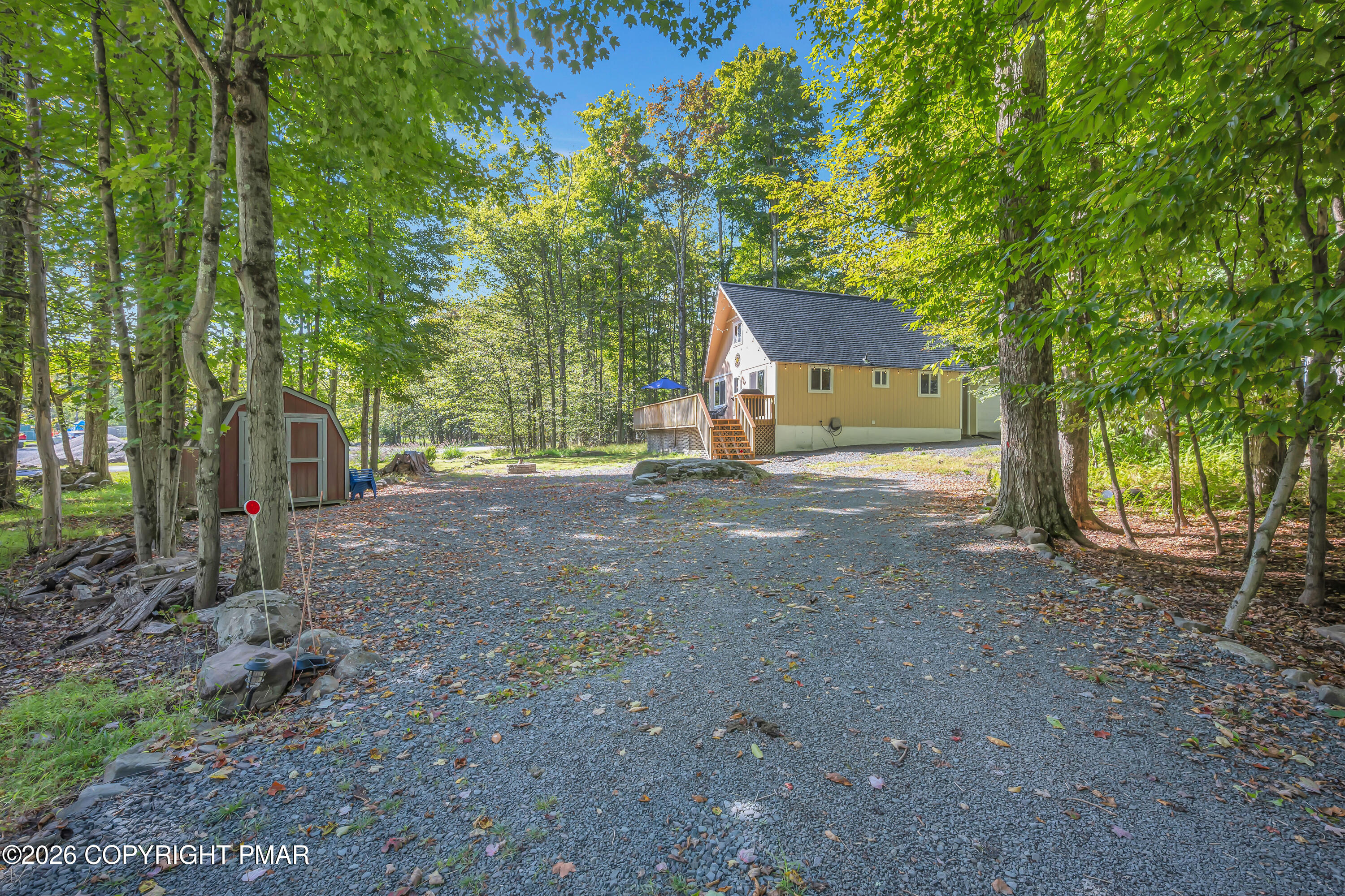 128 Moshannon Court Property Photo 8