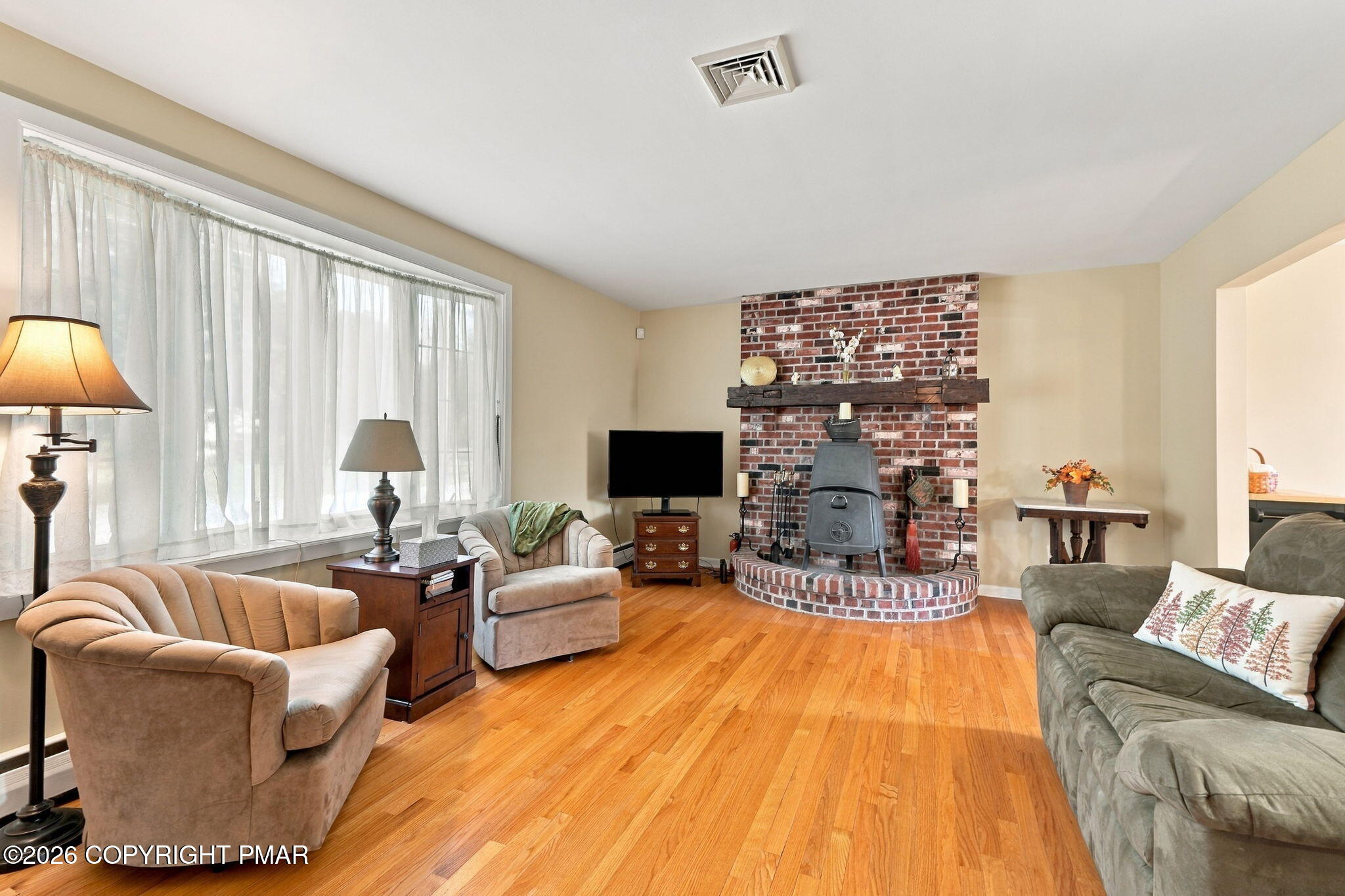 1543 Stoke Park Road Property Photo 22