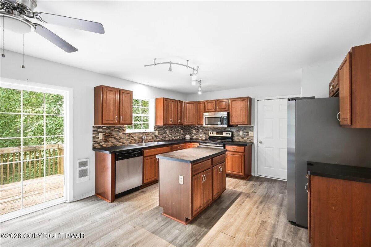 PM-144825 Property Photo 3