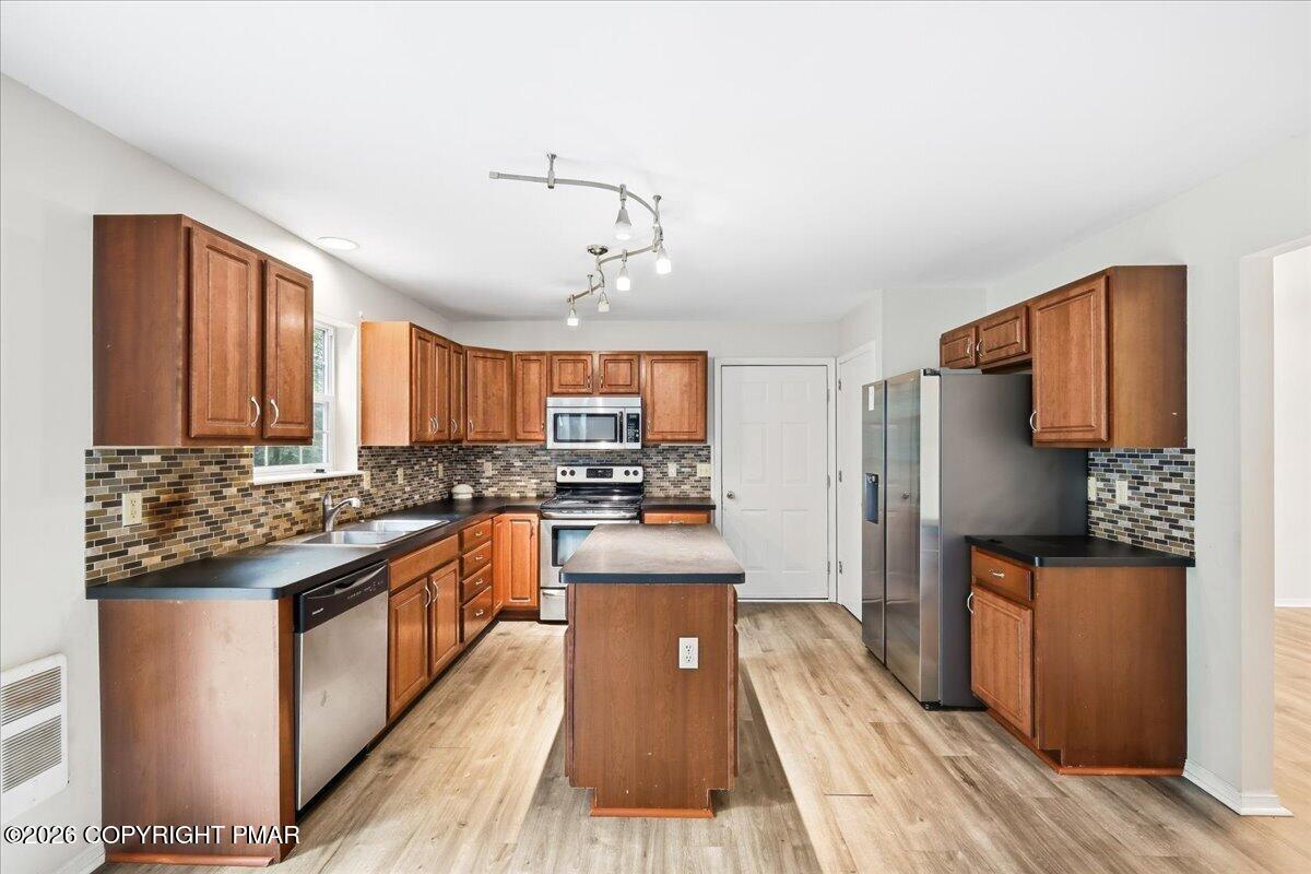 PM-144825 Property Photo 4