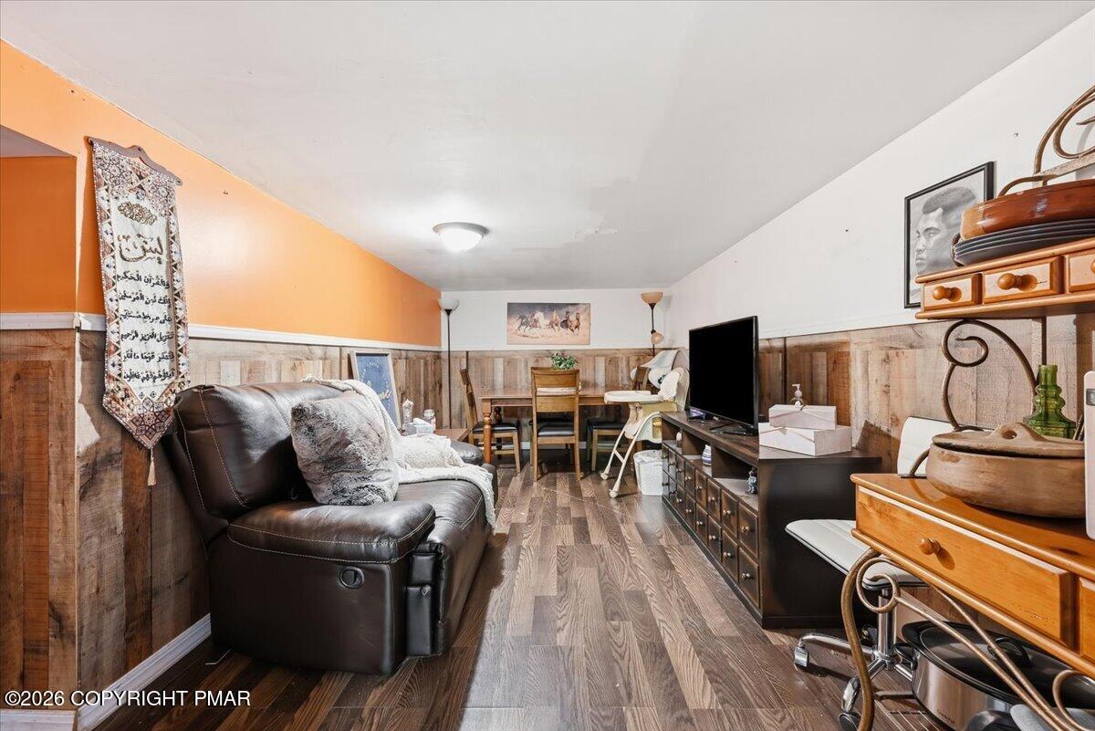 227 Evergreen Court Property Photo 74