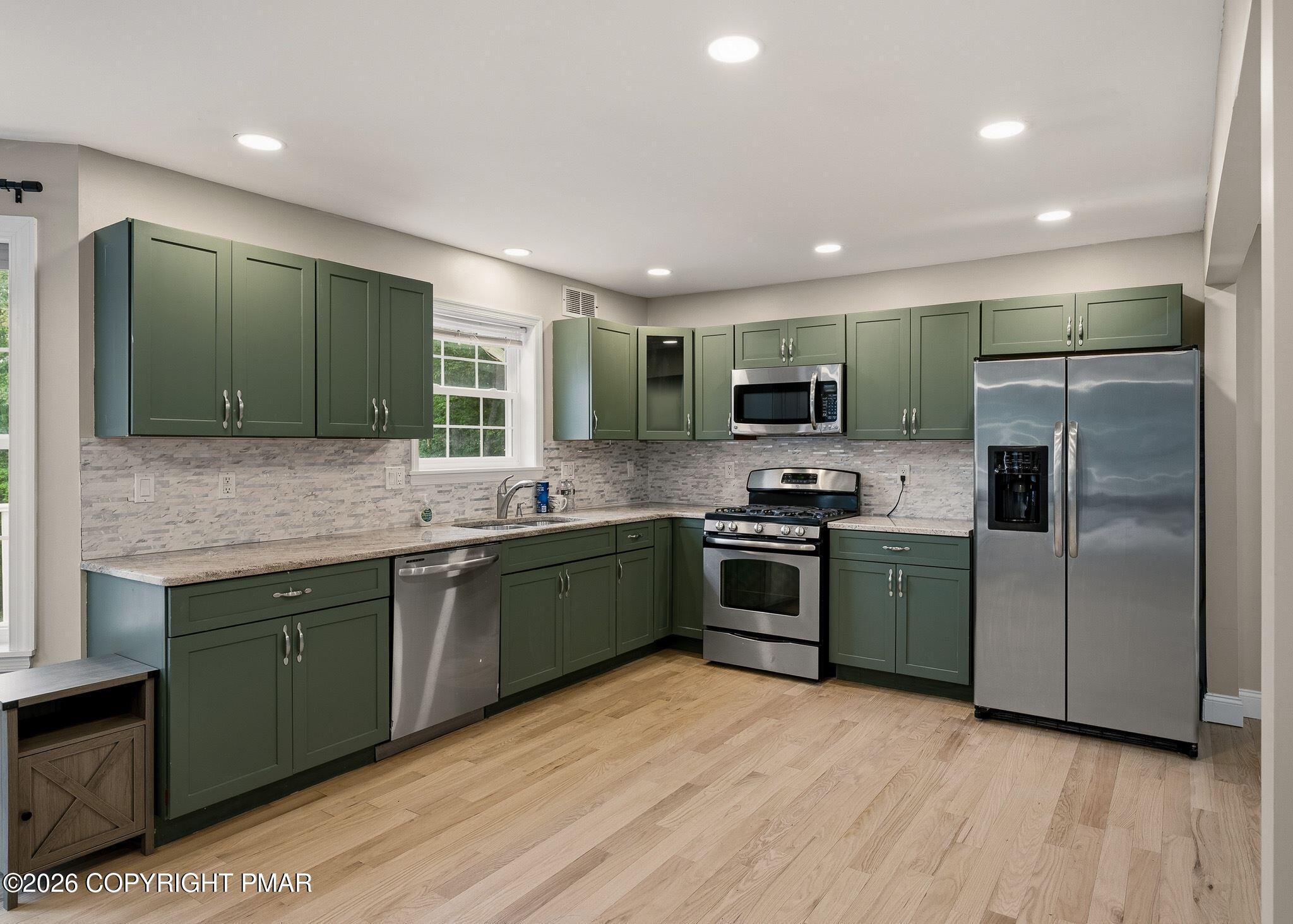 9 Winding Way Property Photo 7