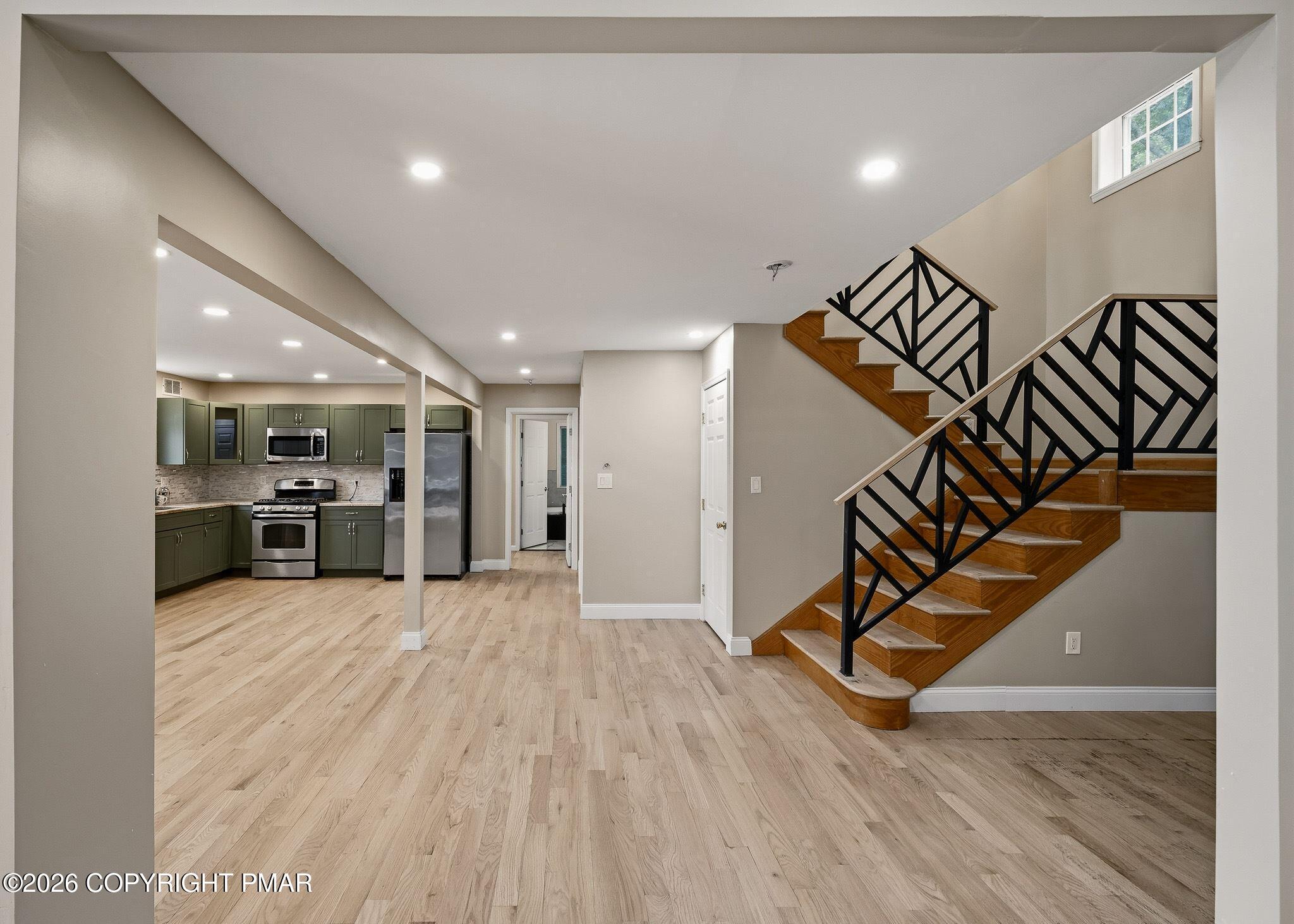 9 Winding Way Property Photo 15