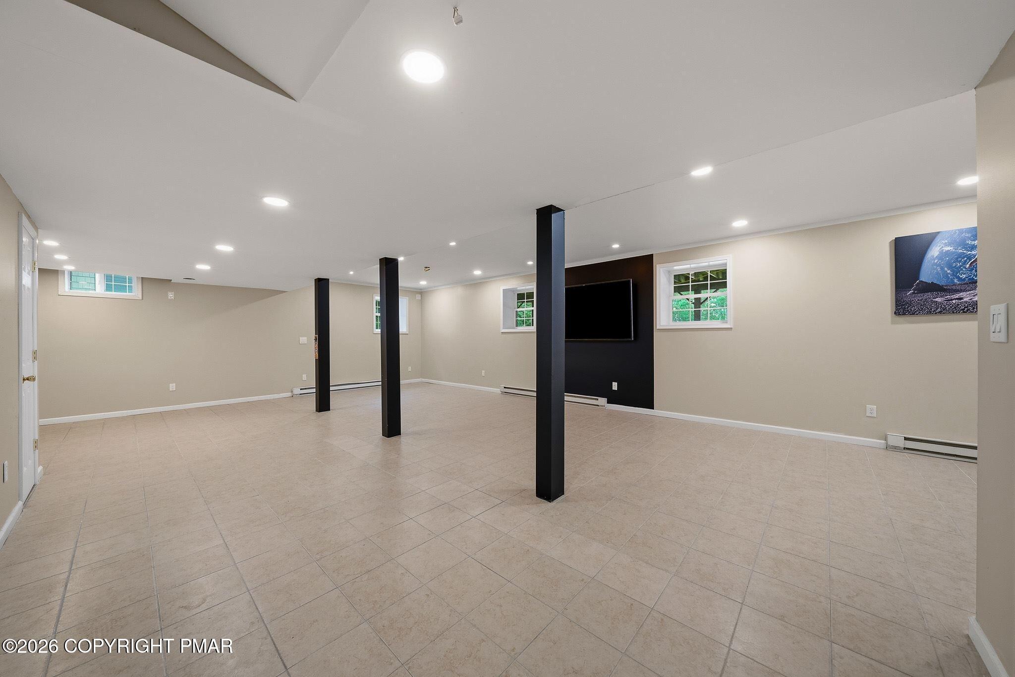 9 Winding Way Property Photo 21