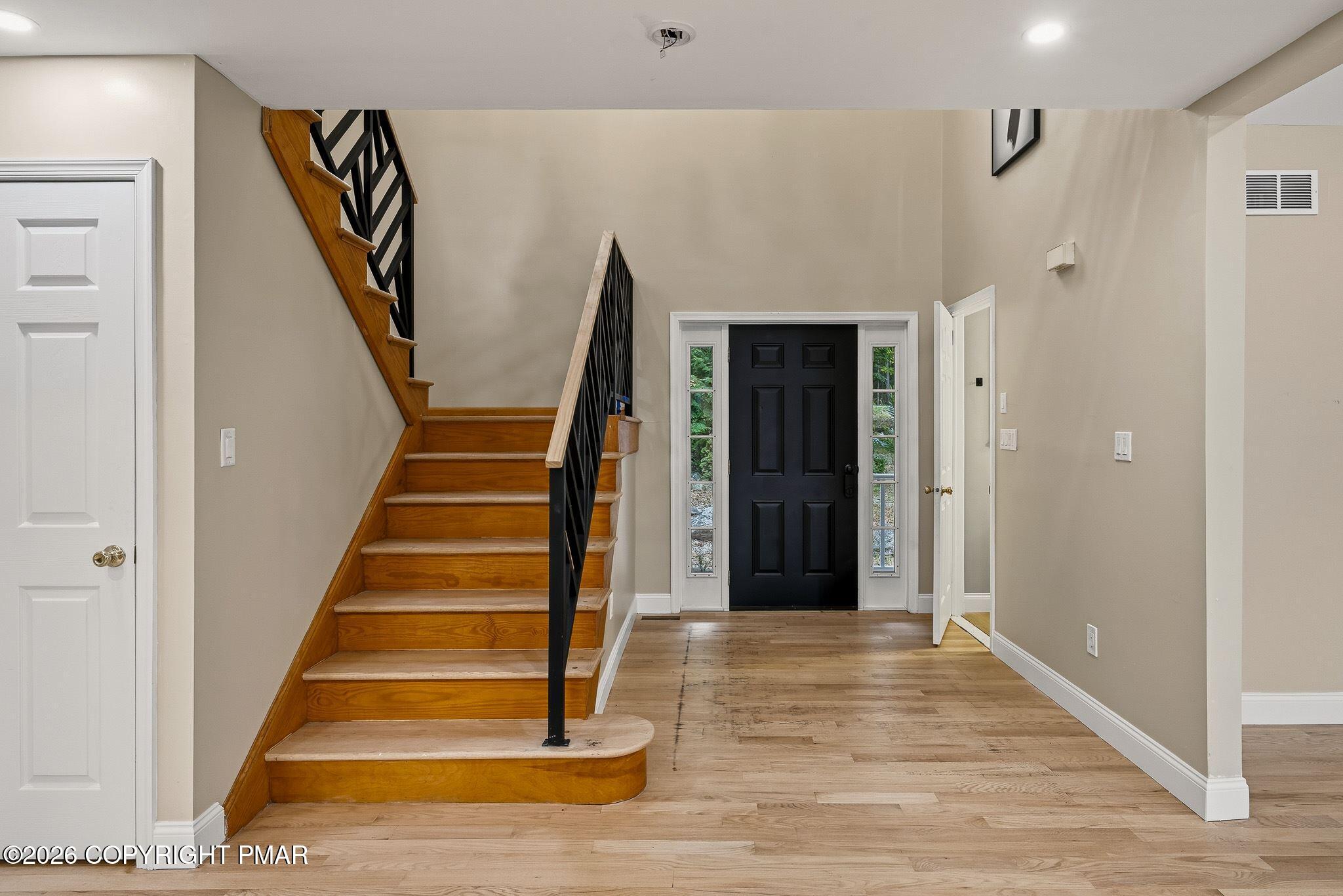 9 Winding Way Property Photo 44