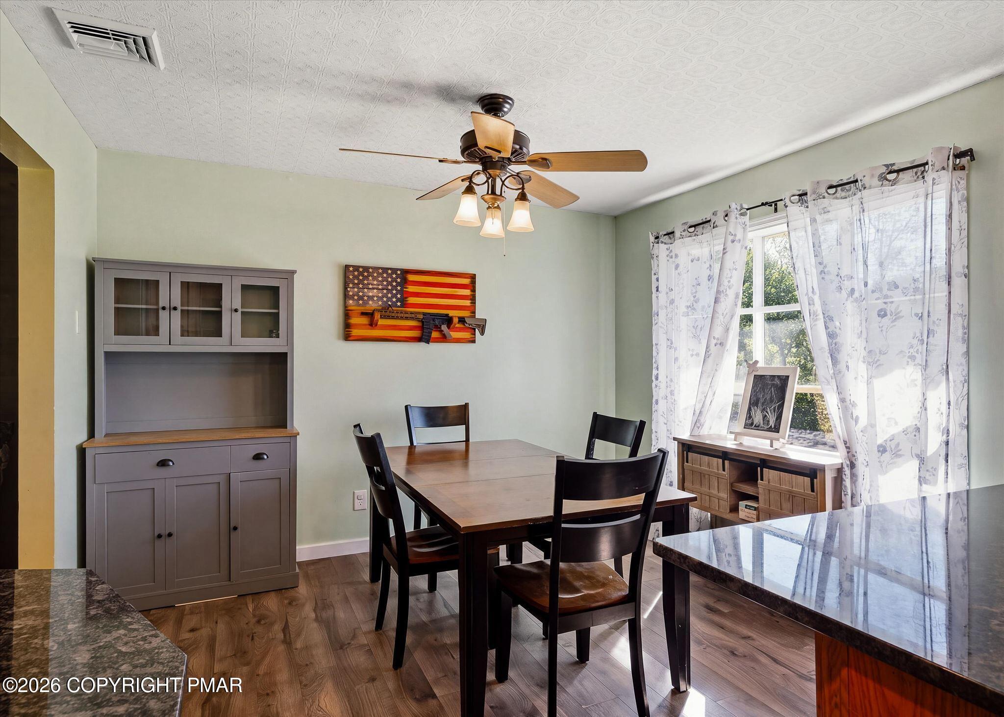 413 Stony Brook Drive Property Photo 10