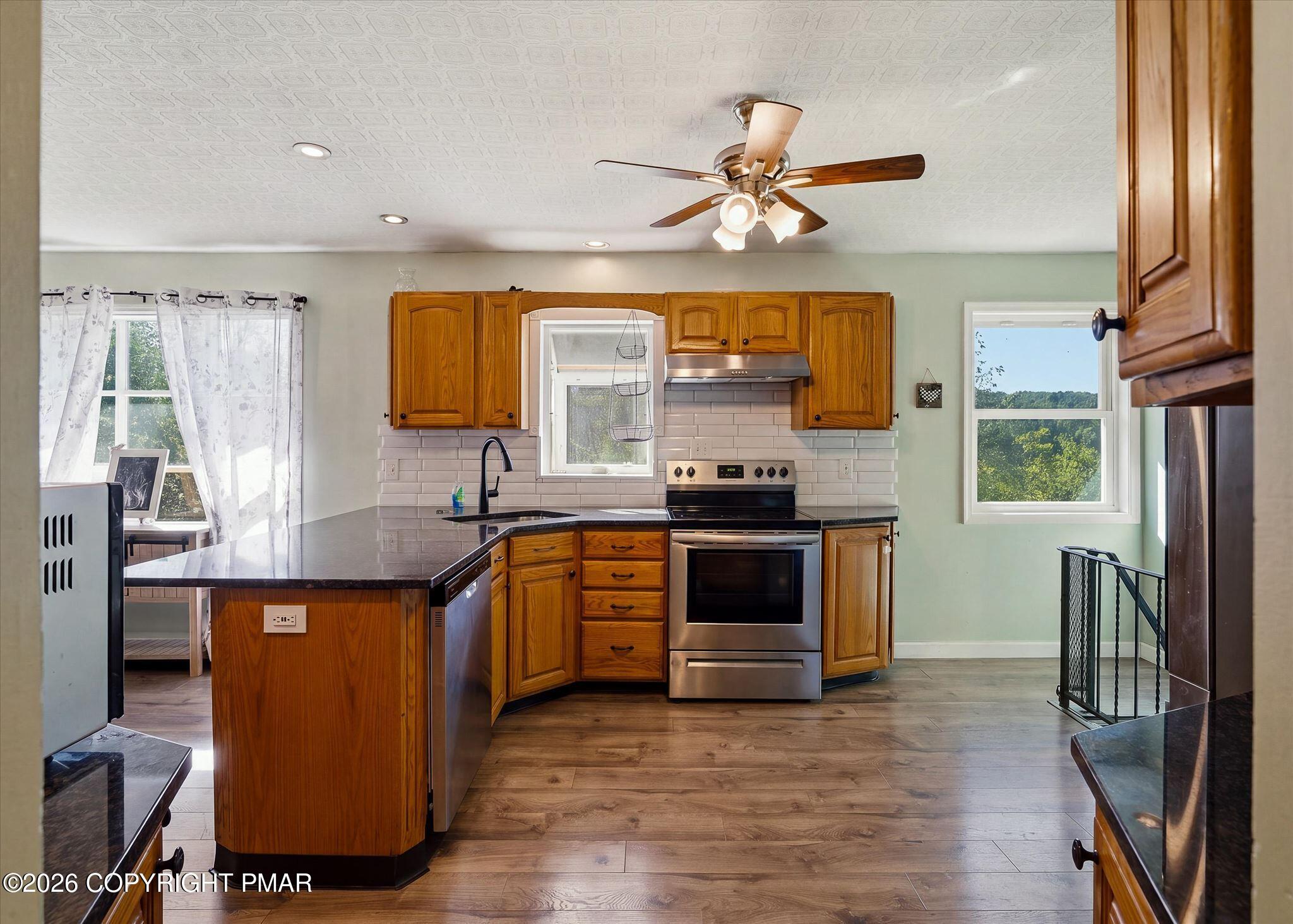 413 Stony Brook Drive Property Photo 13
