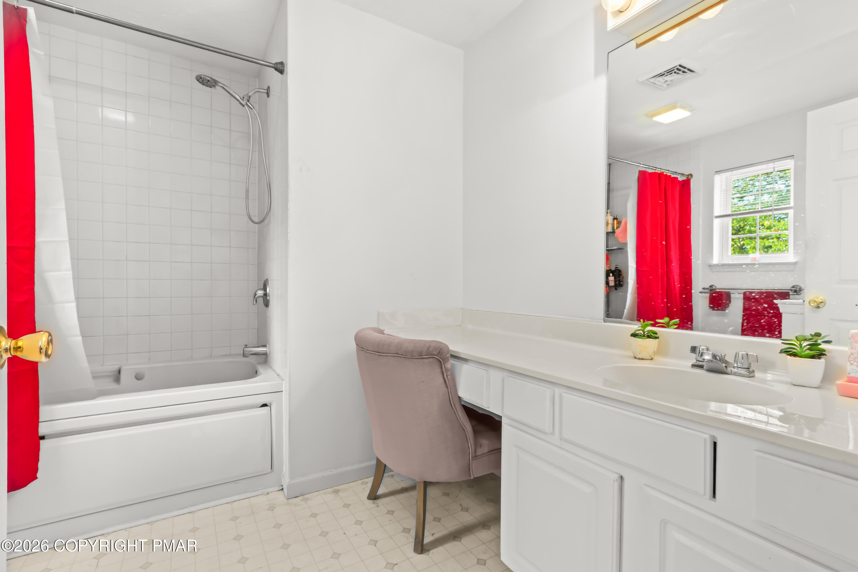 2742 Long Pond Road Property Photo 23