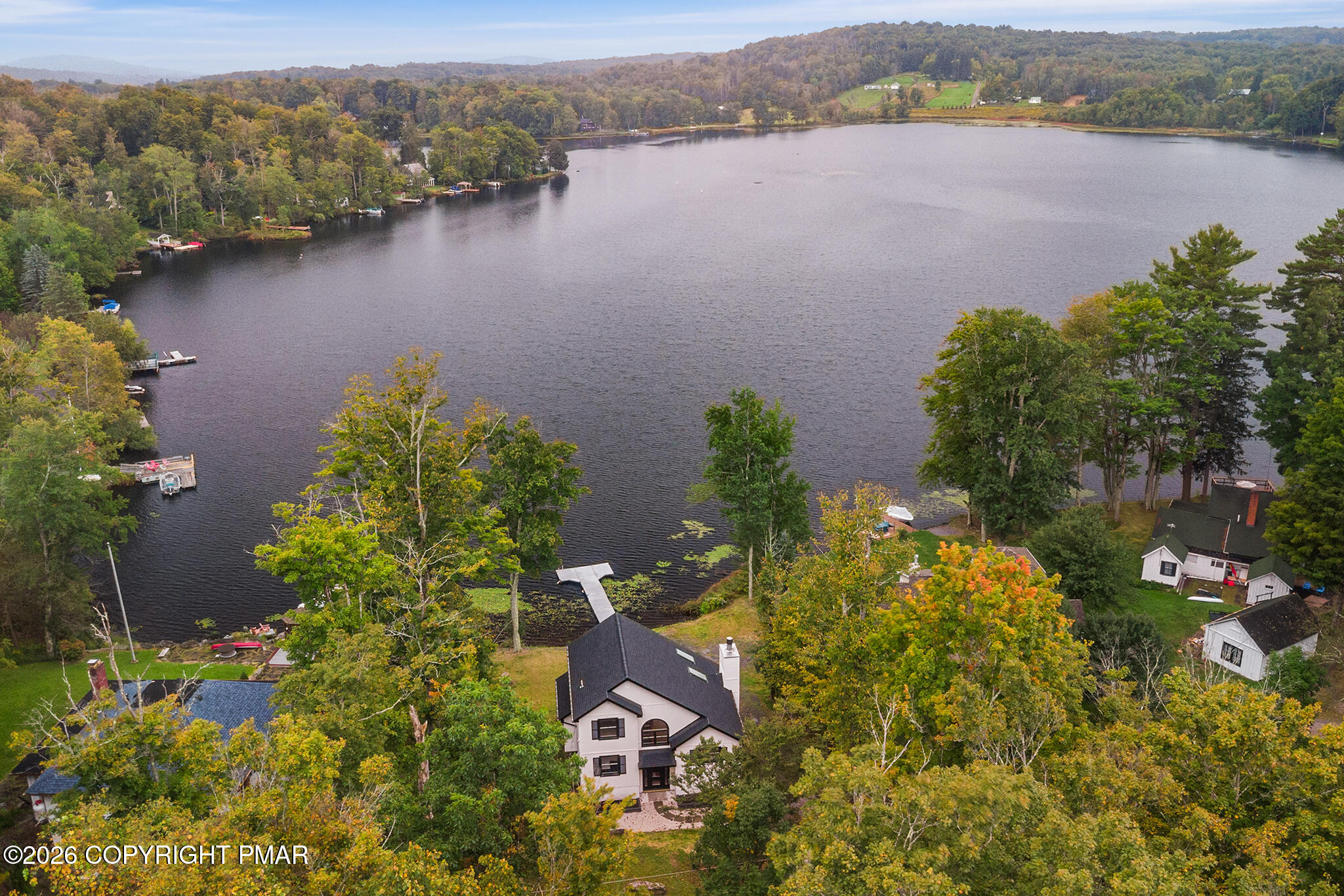 111 E Island Lane Property Photo 4