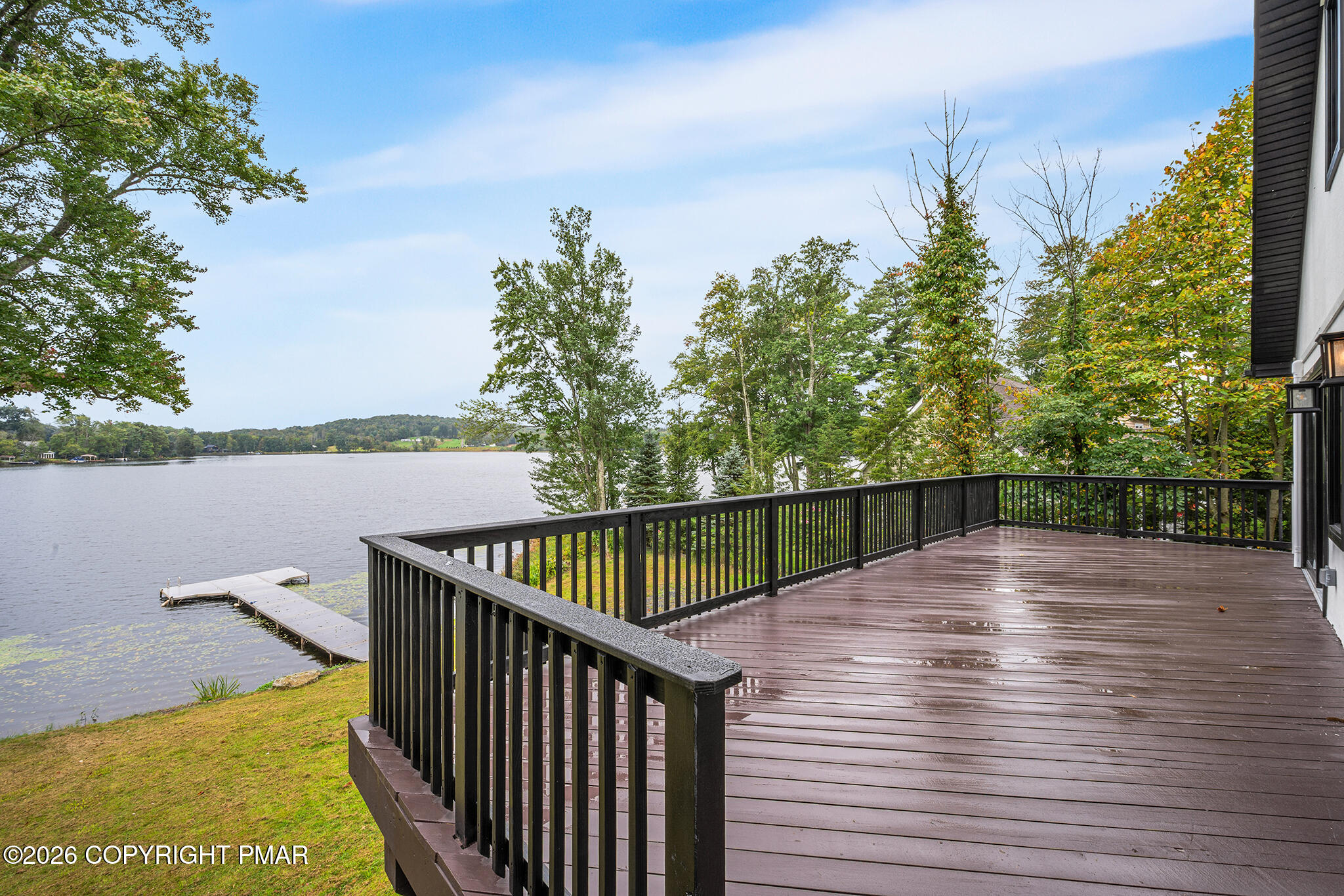 111 E Island Lane Property Photo 7