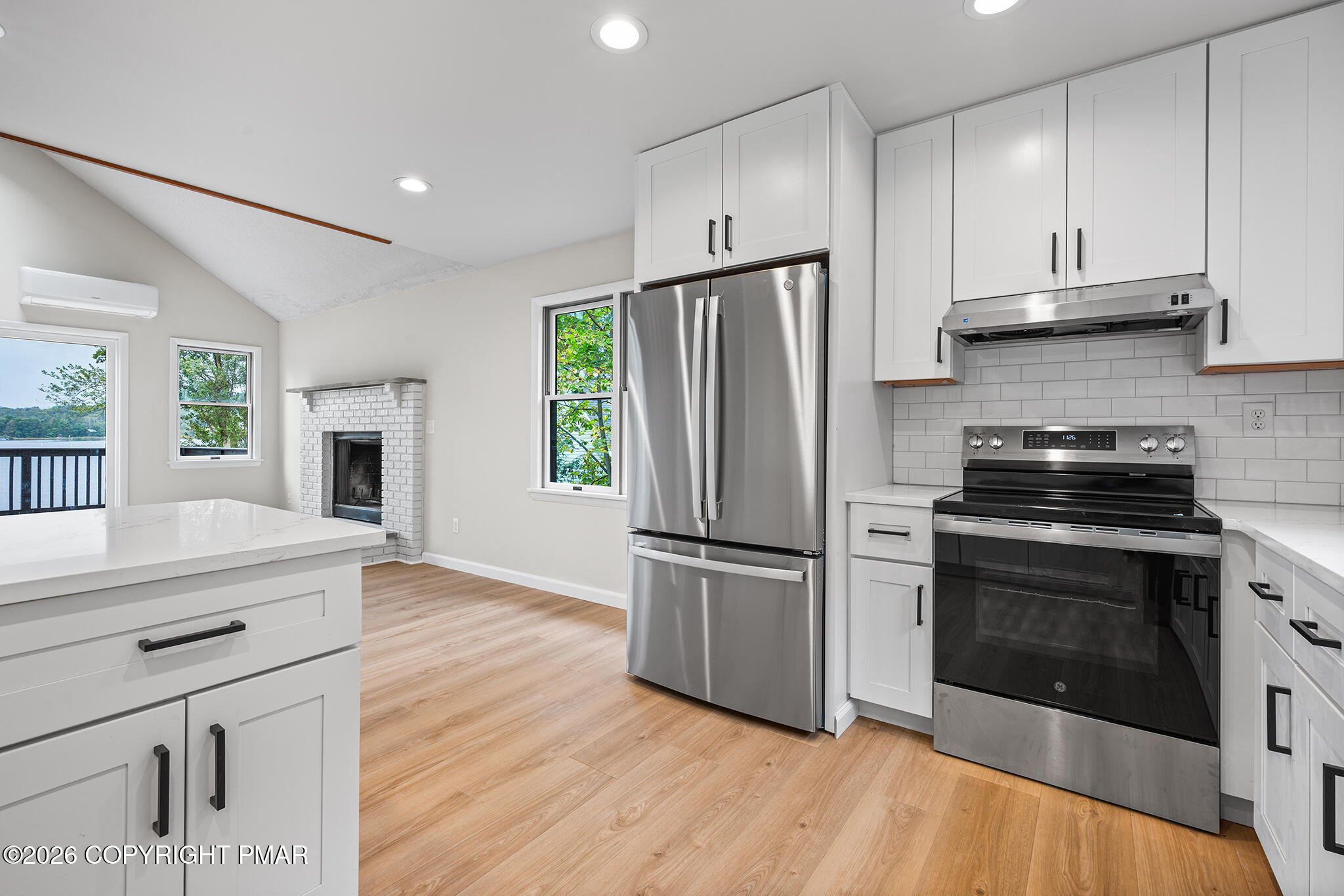 111 E Island Lane Property Photo 17