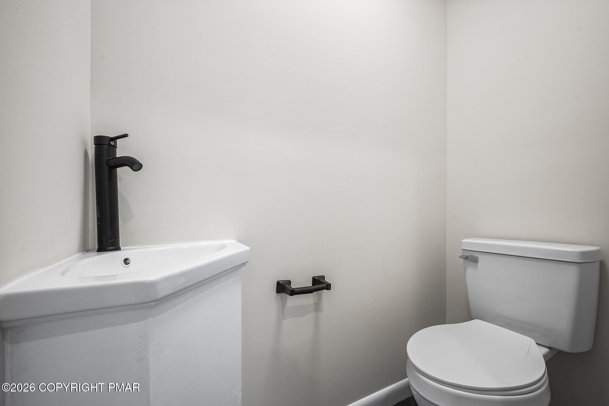 111 E Island Lane Property Photo 18