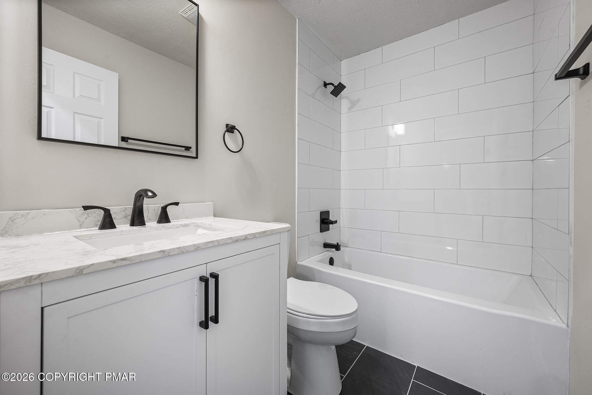 111 E Island Lane Property Photo 31