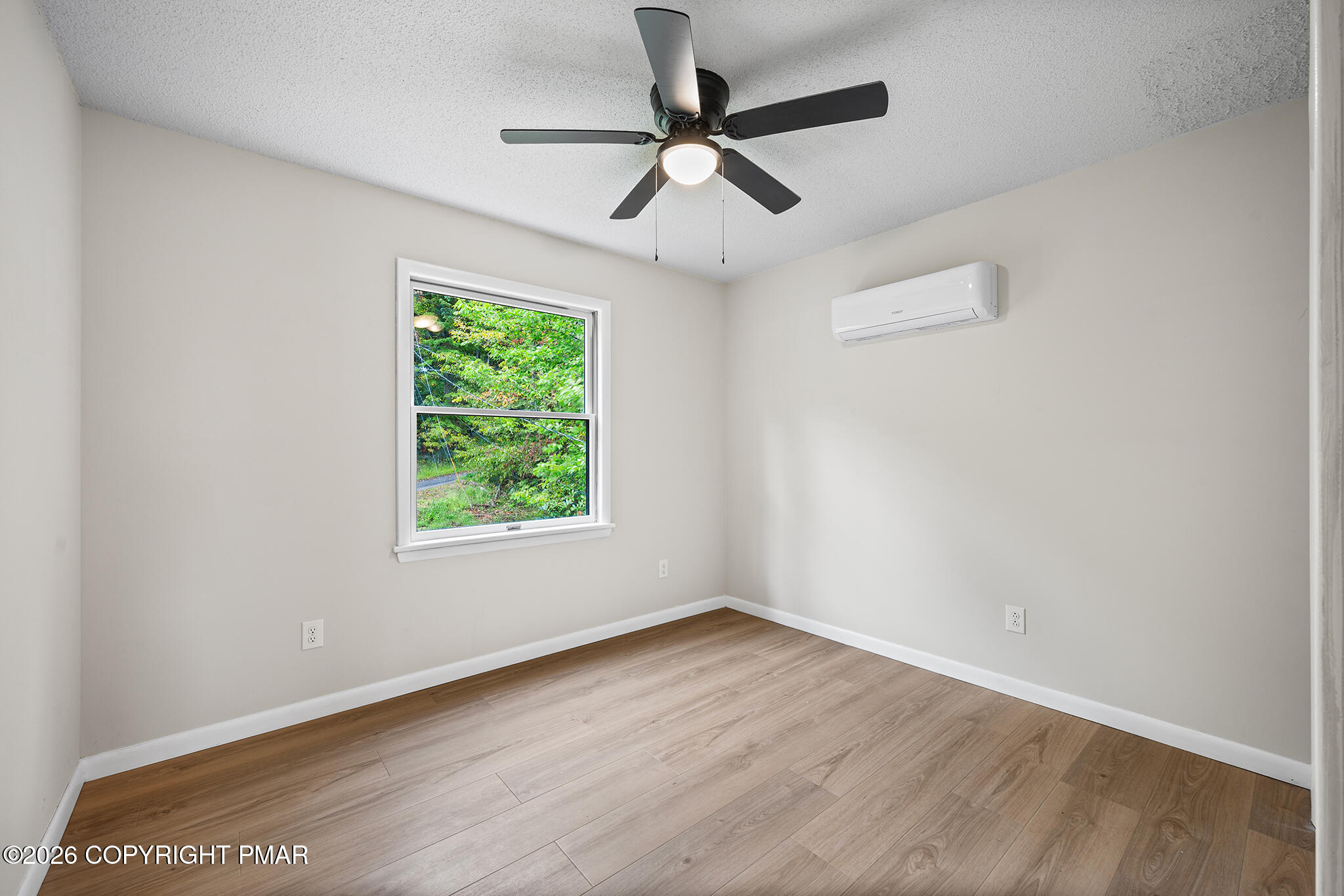 111 E Island Lane Property Photo 32