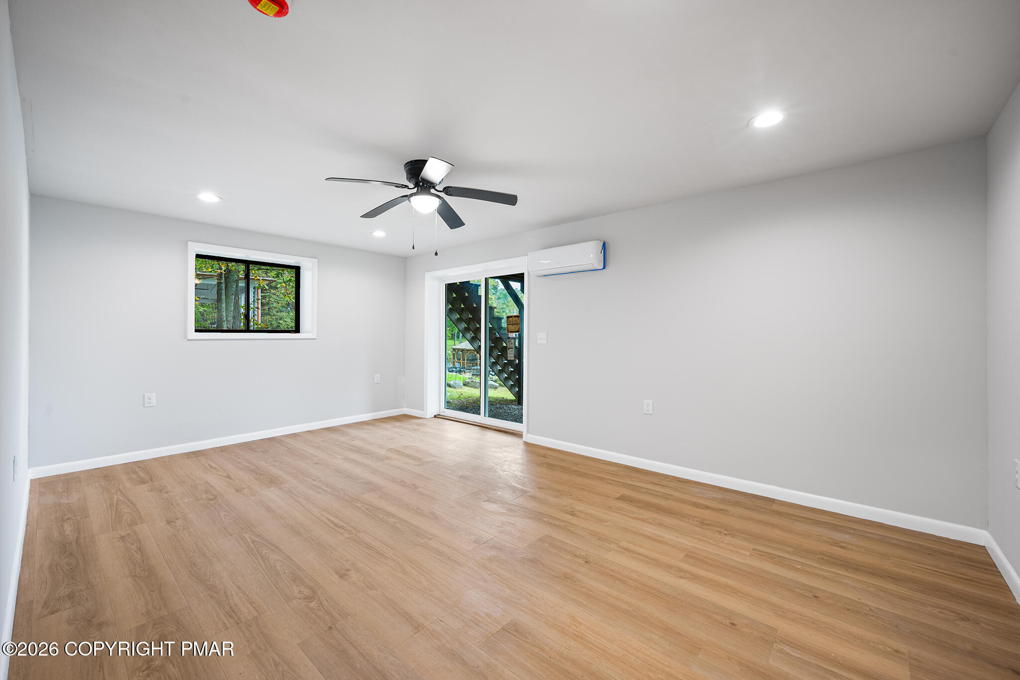 111 E Island Lane Property Photo 36