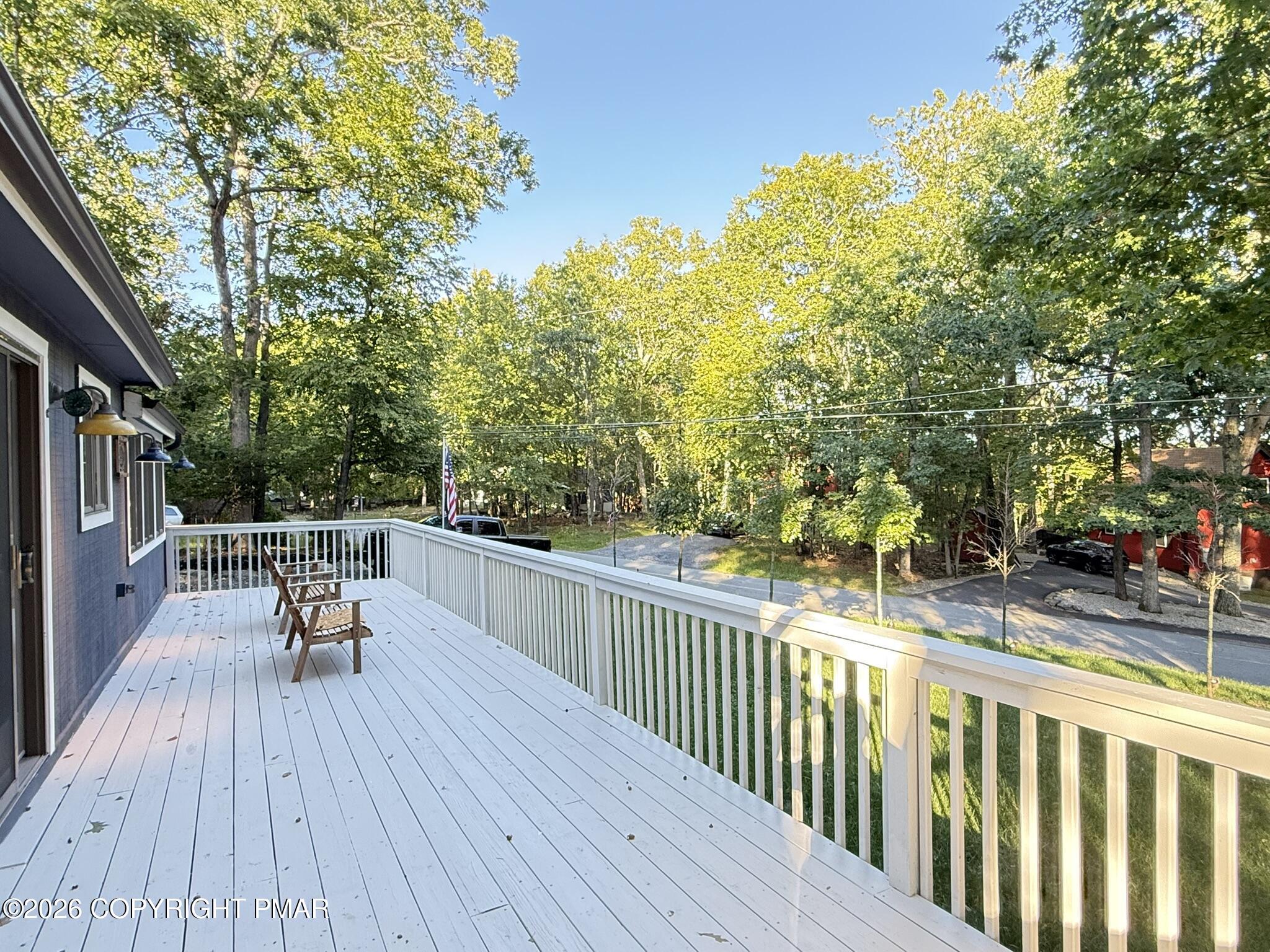 2120 Apley Drive Property Photo 7