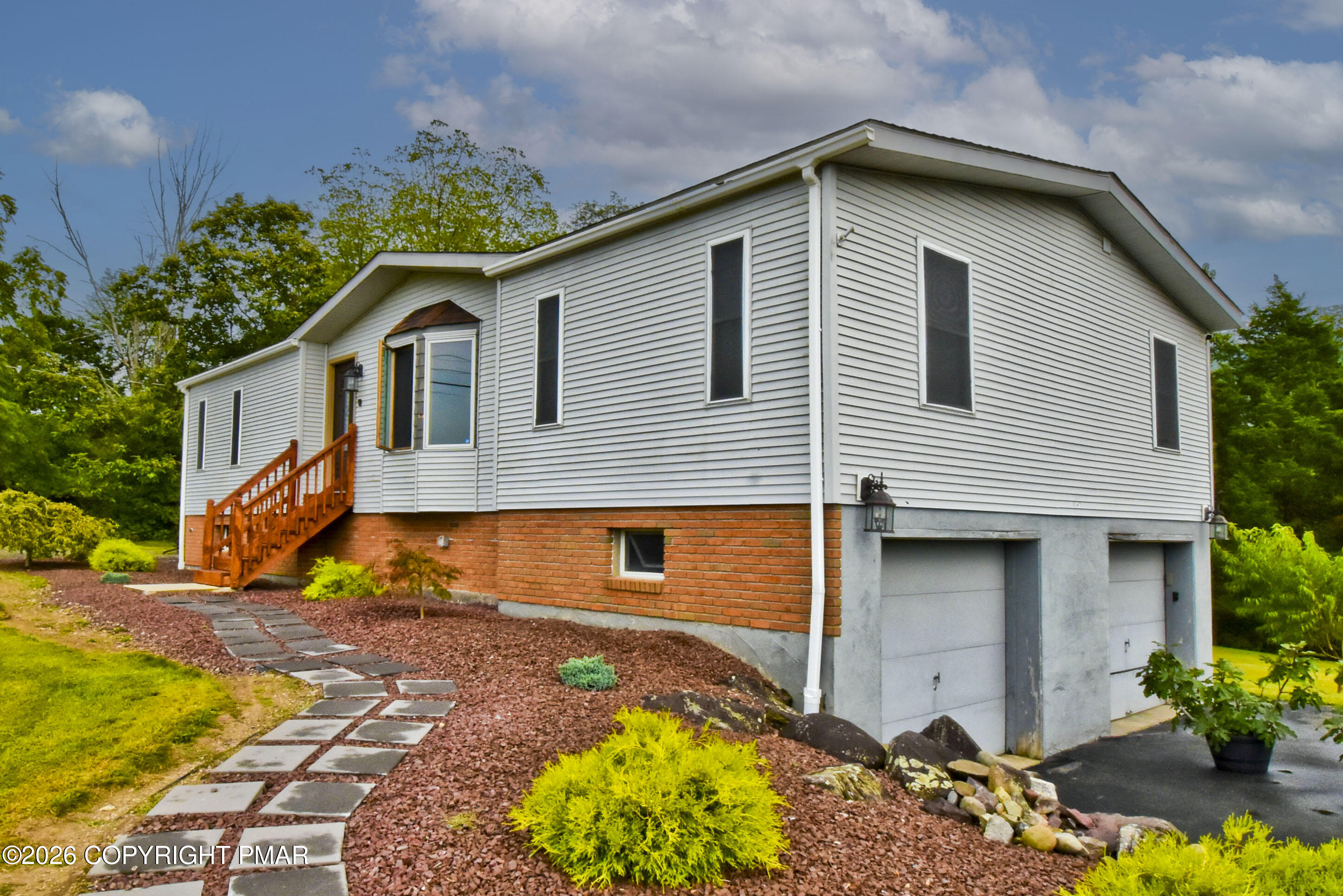 316 Poplar Valley Road W Property Photo 1