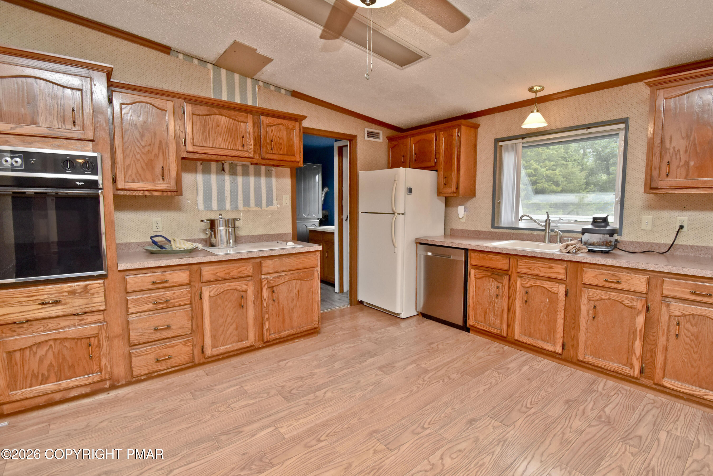 316 Poplar Valley Road W Property Photo 3