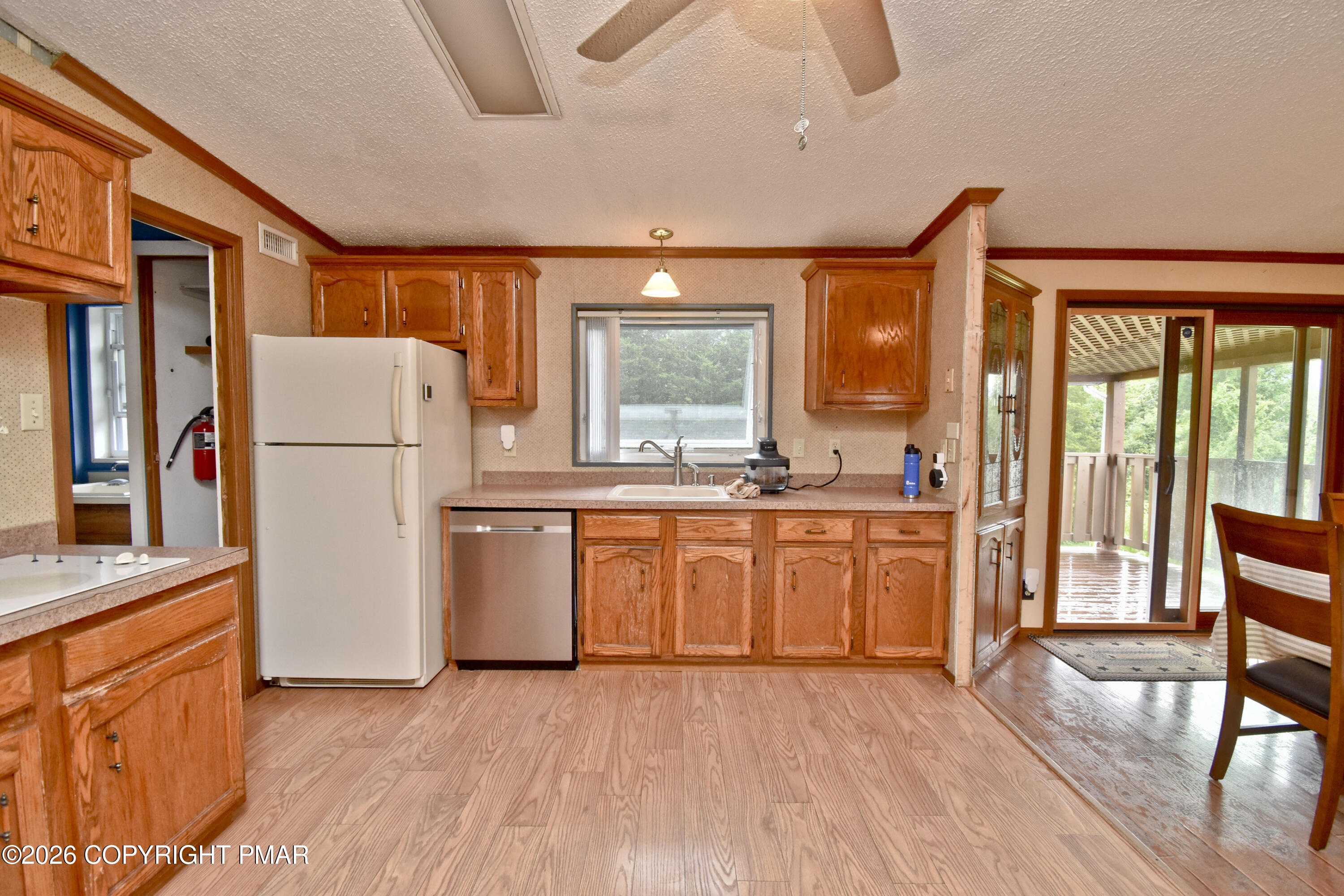 316 Poplar Valley Road W Property Photo 4