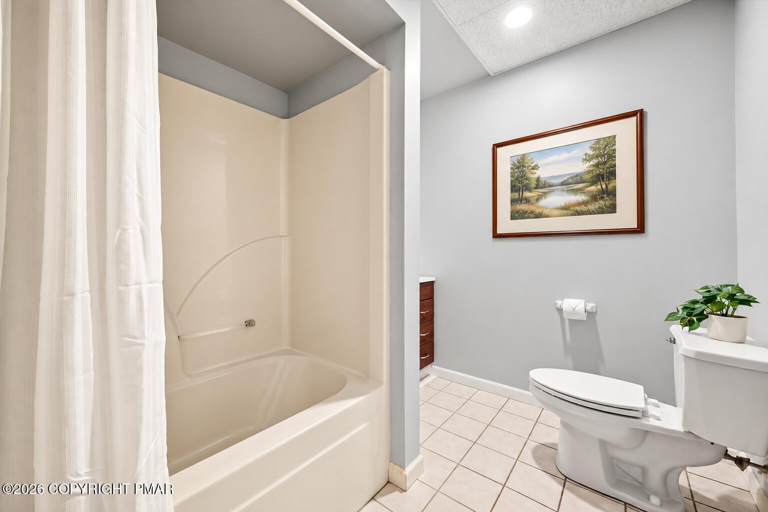 233 Sawmill Road Property Photo 10