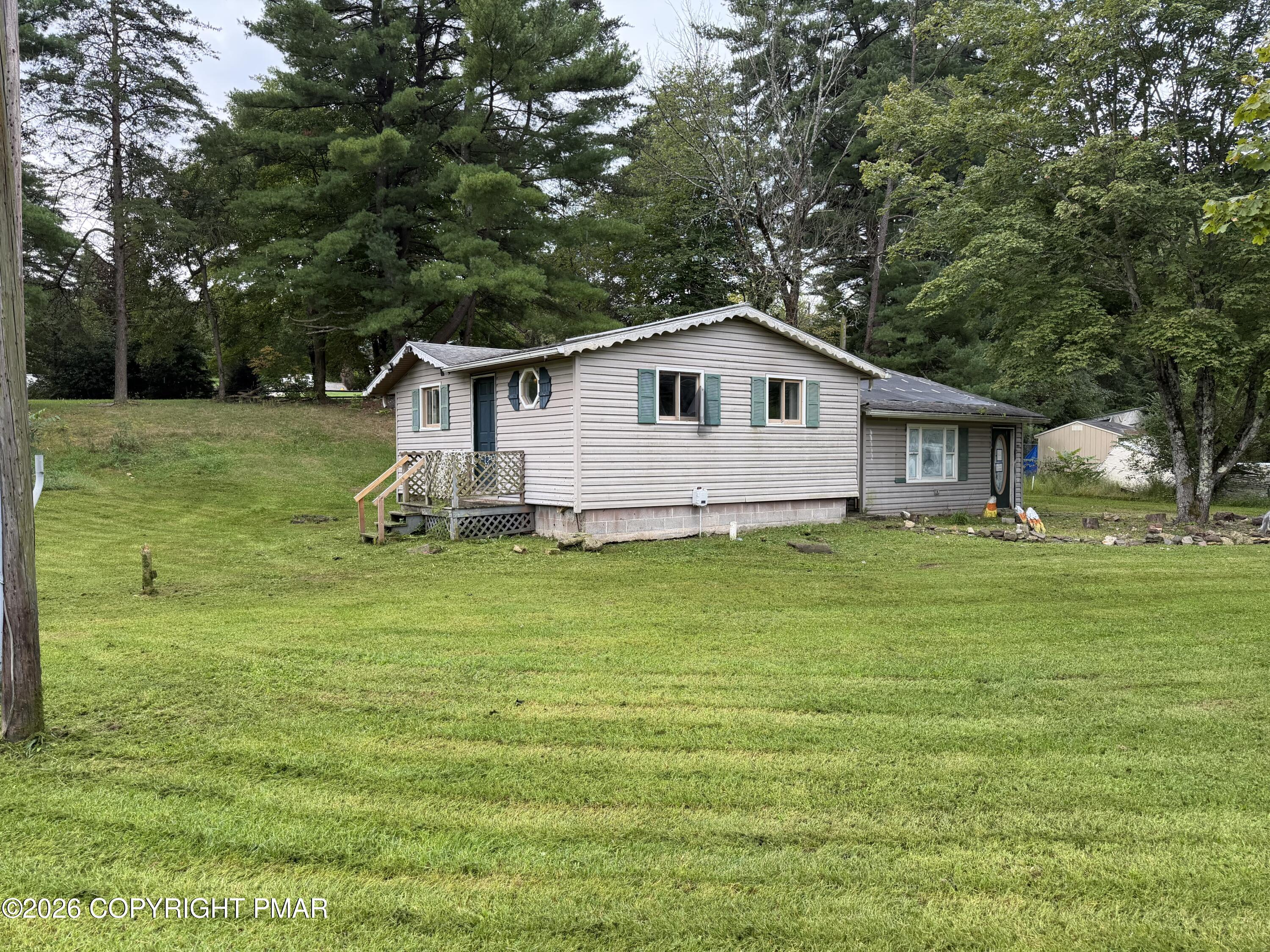 122 Horseshoe Lane Property Photo 2