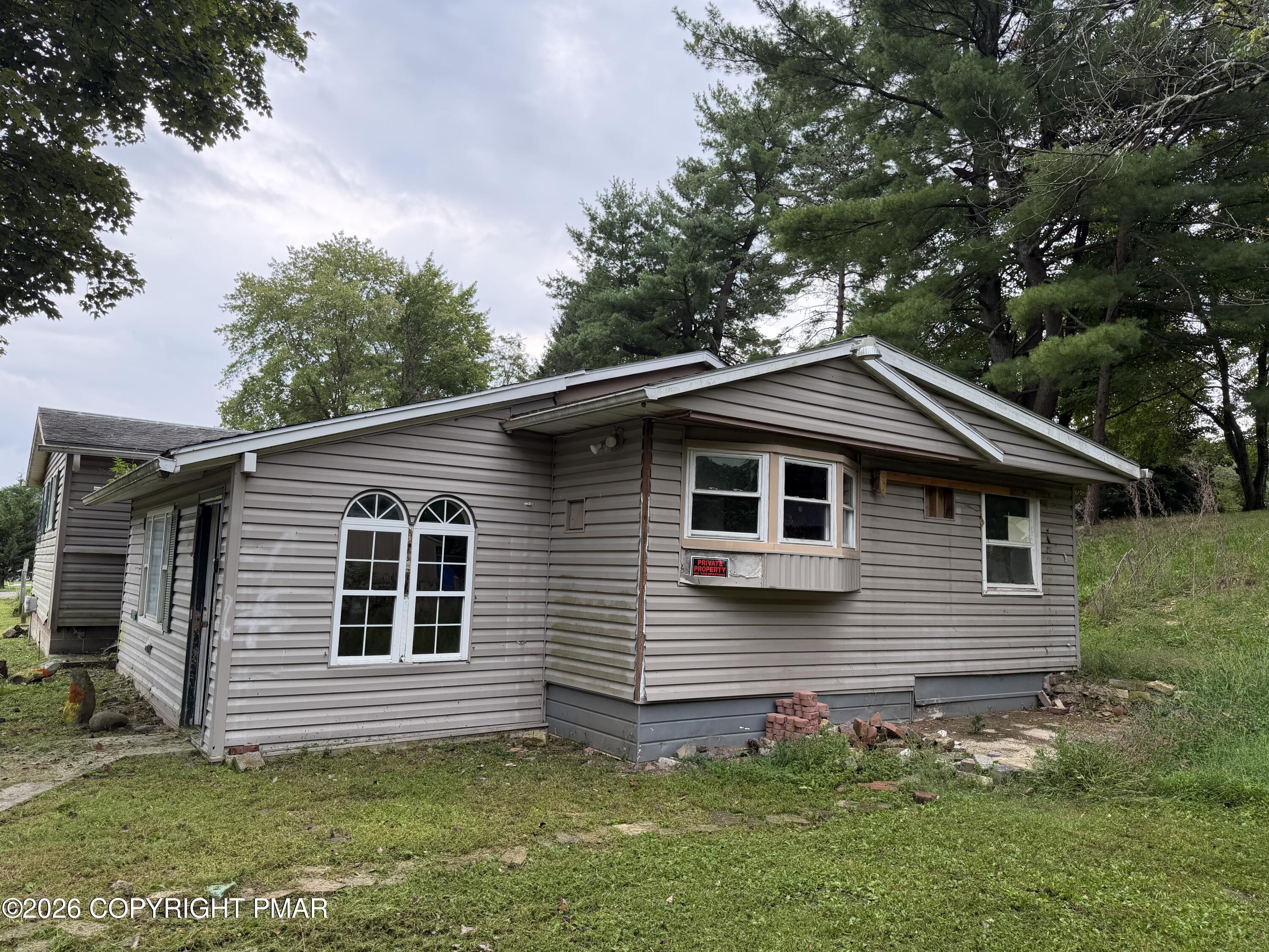 122 Horseshoe Lane Property Photo 4