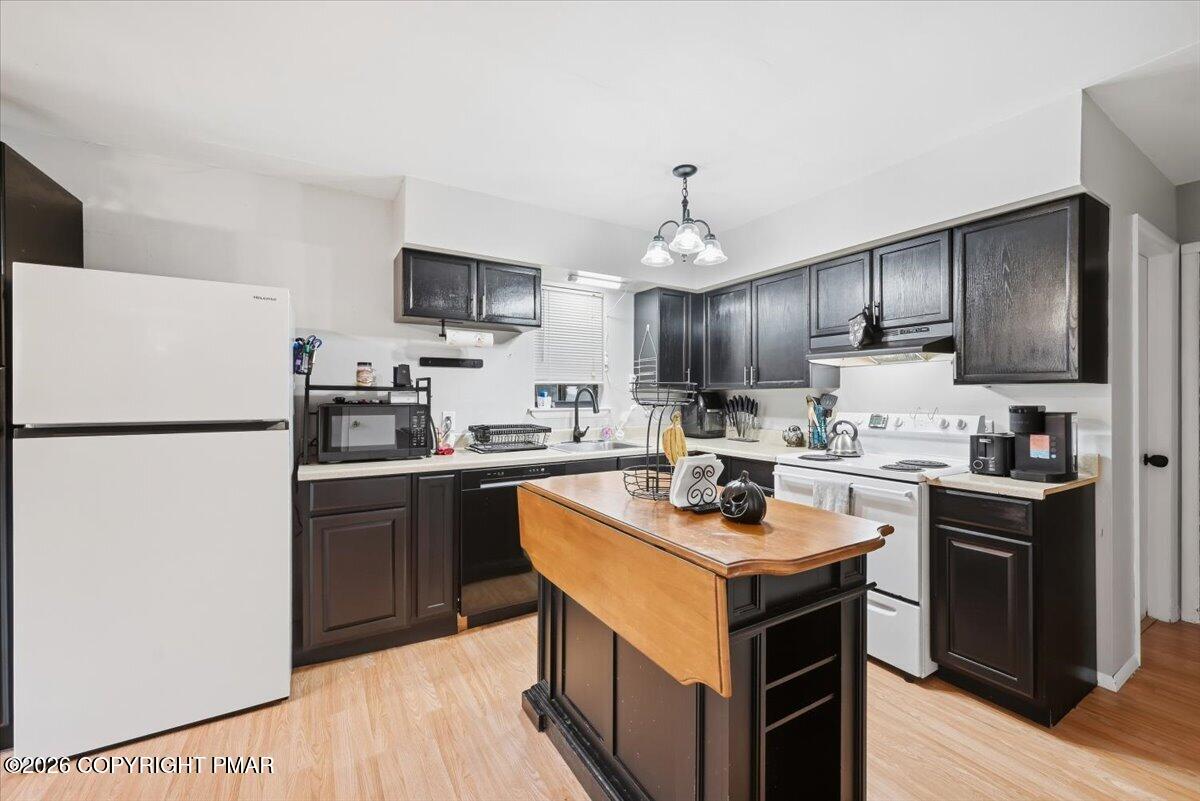 593 Country Place Drive Property Photo 17