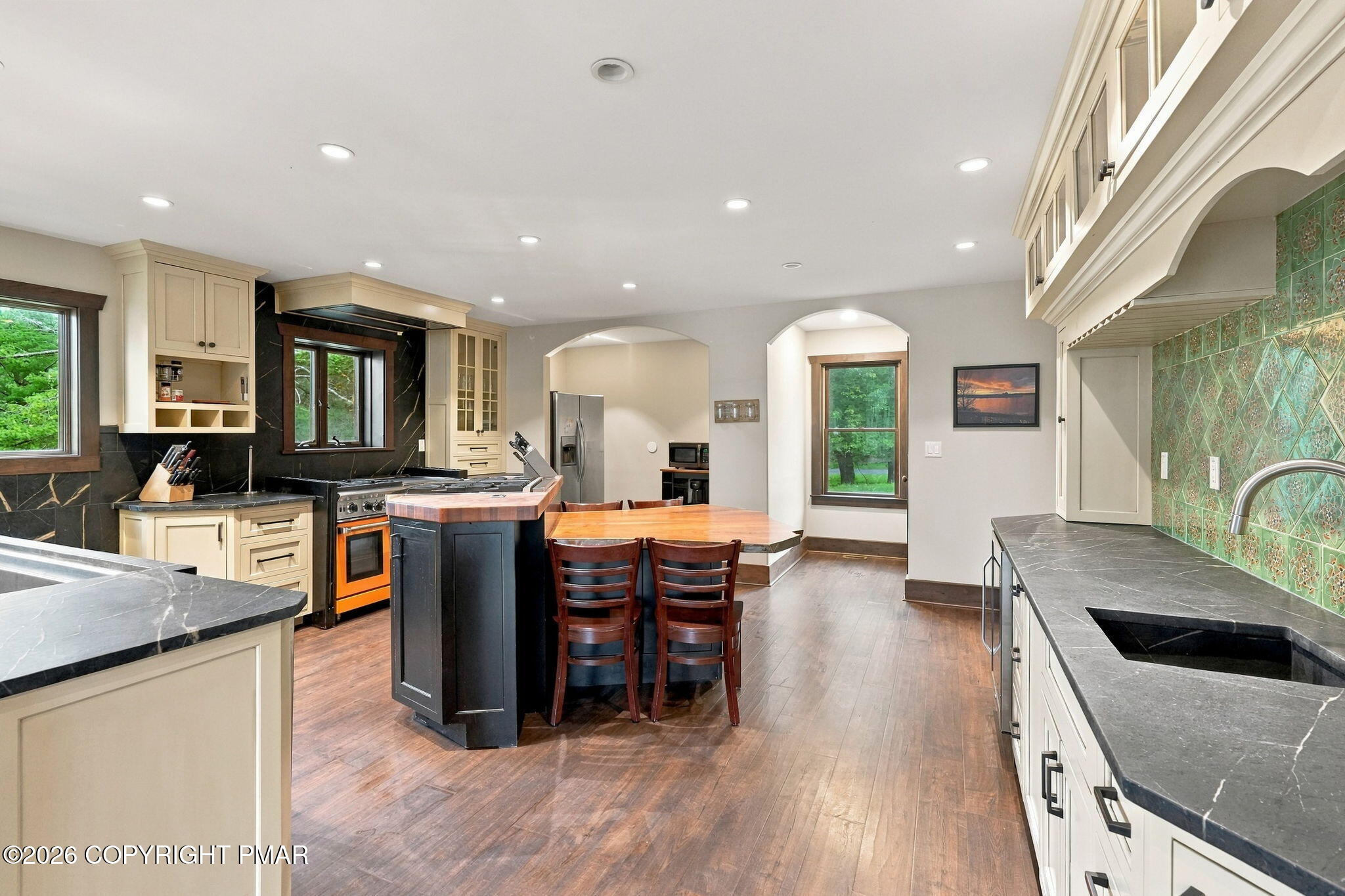 84 Longfellow Circle Property Photo 26