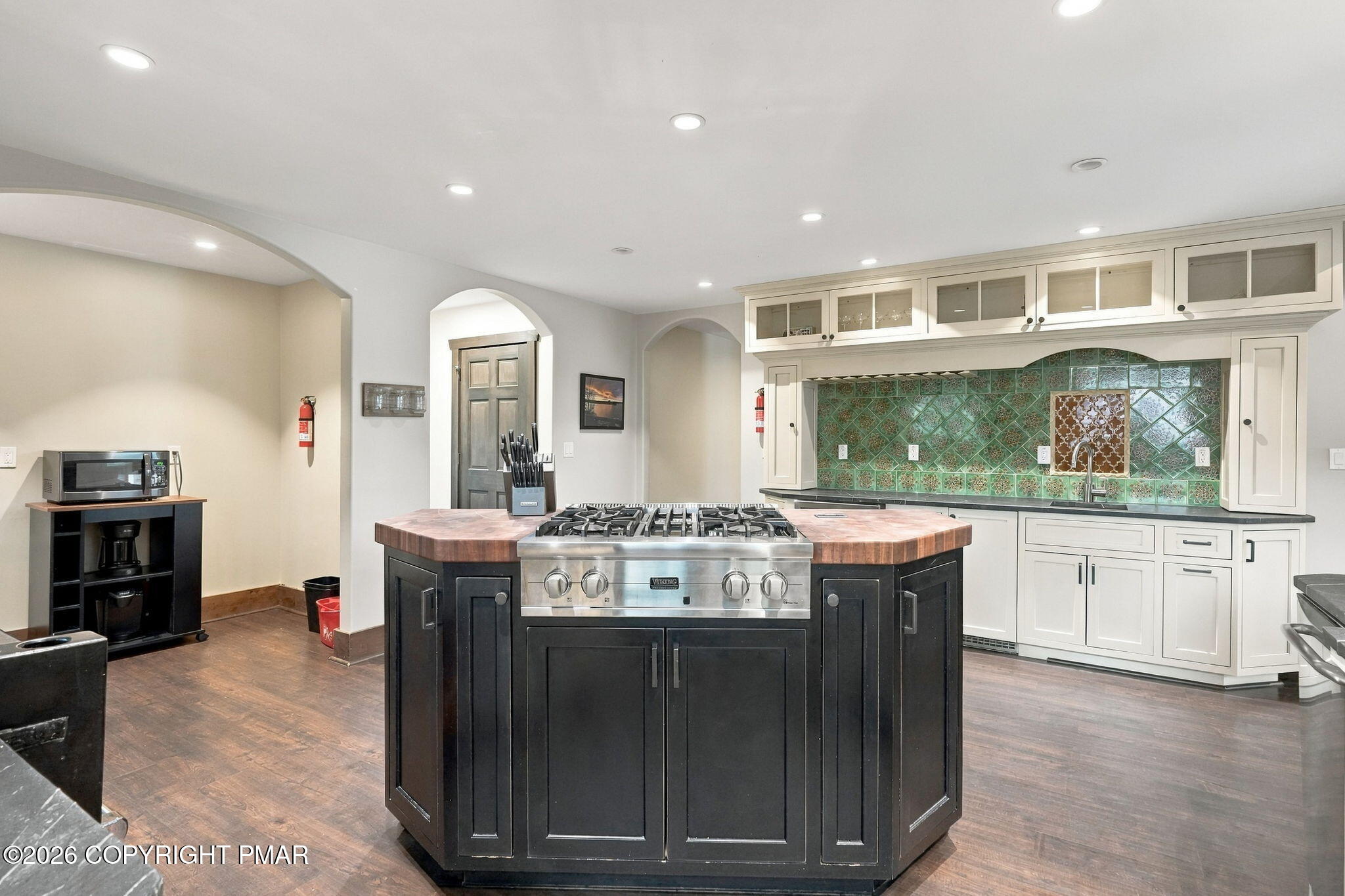 84 Longfellow Circle Property Photo 31