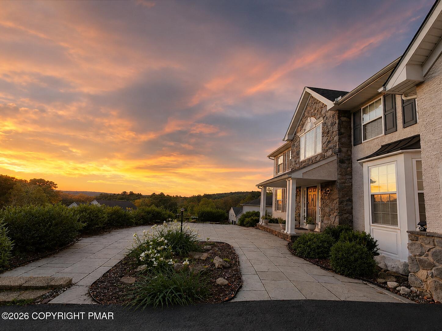 2347 Snapdragon Point Property Photo 6