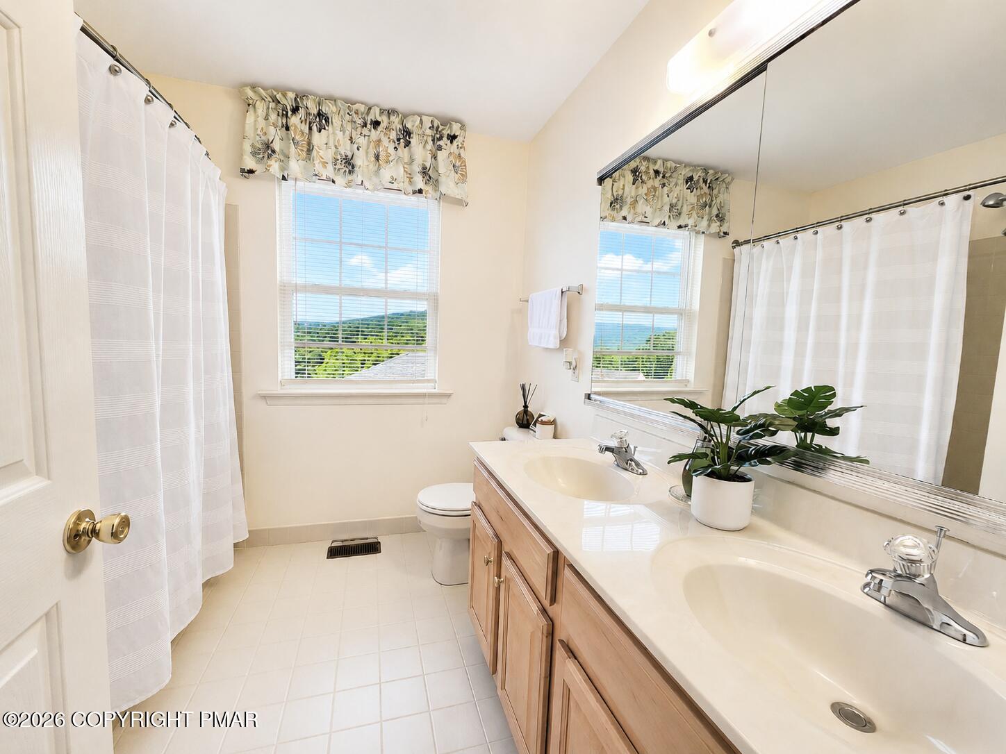 2347 Snapdragon Point Property Photo 32
