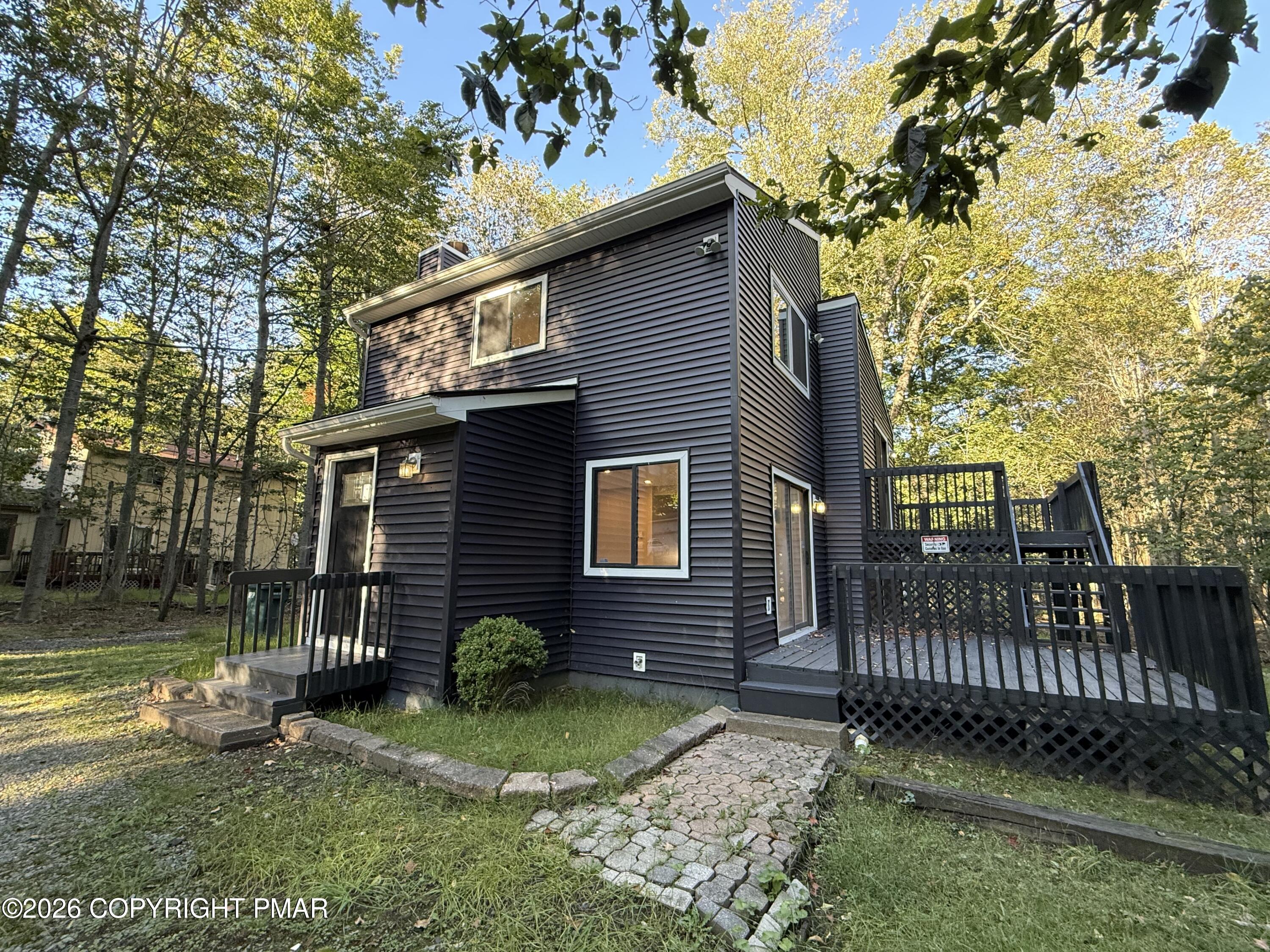 2914 Fairhaven Drive Property Photo 3