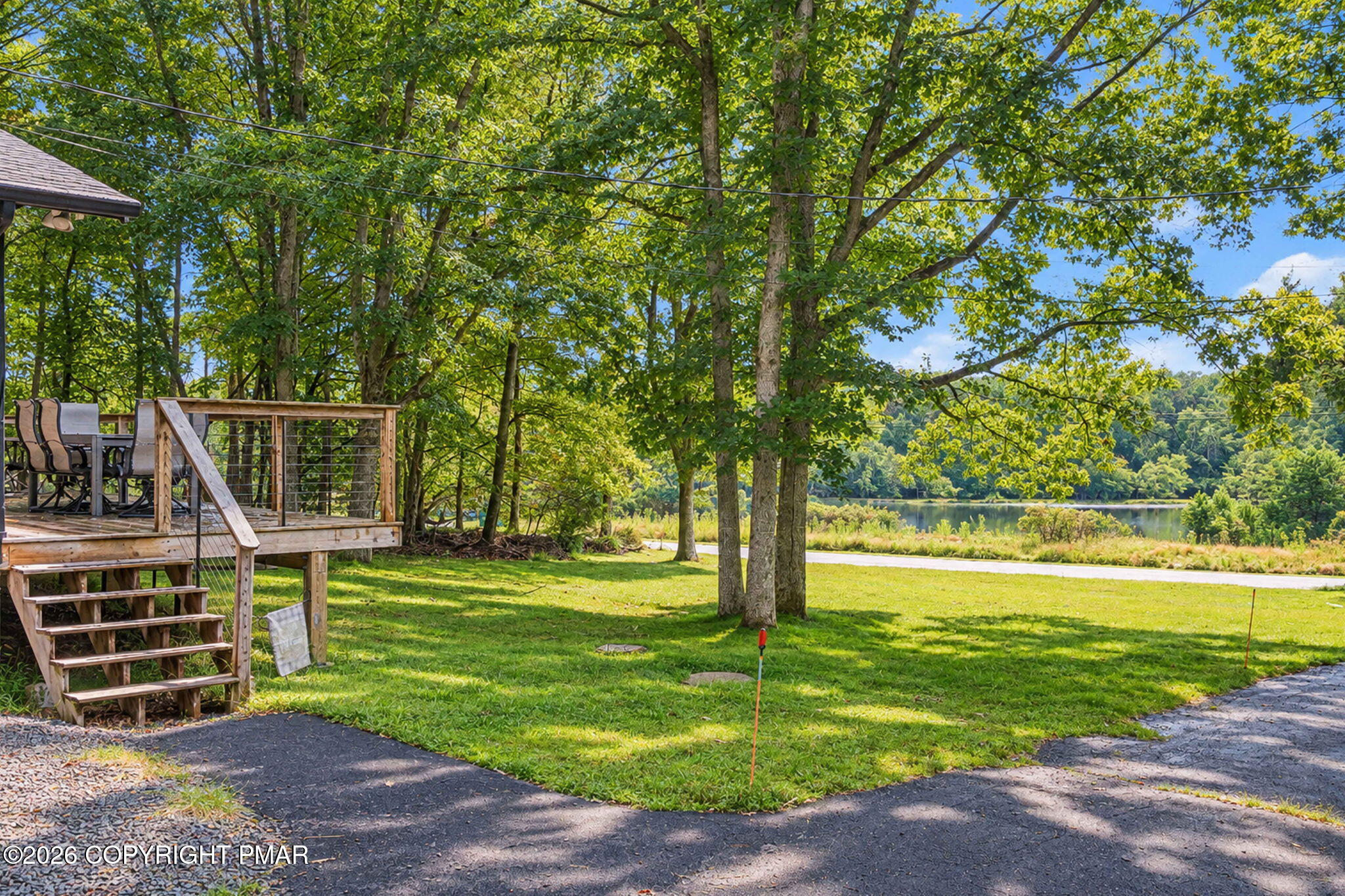 281 N Shore Drive Property Photo 10
