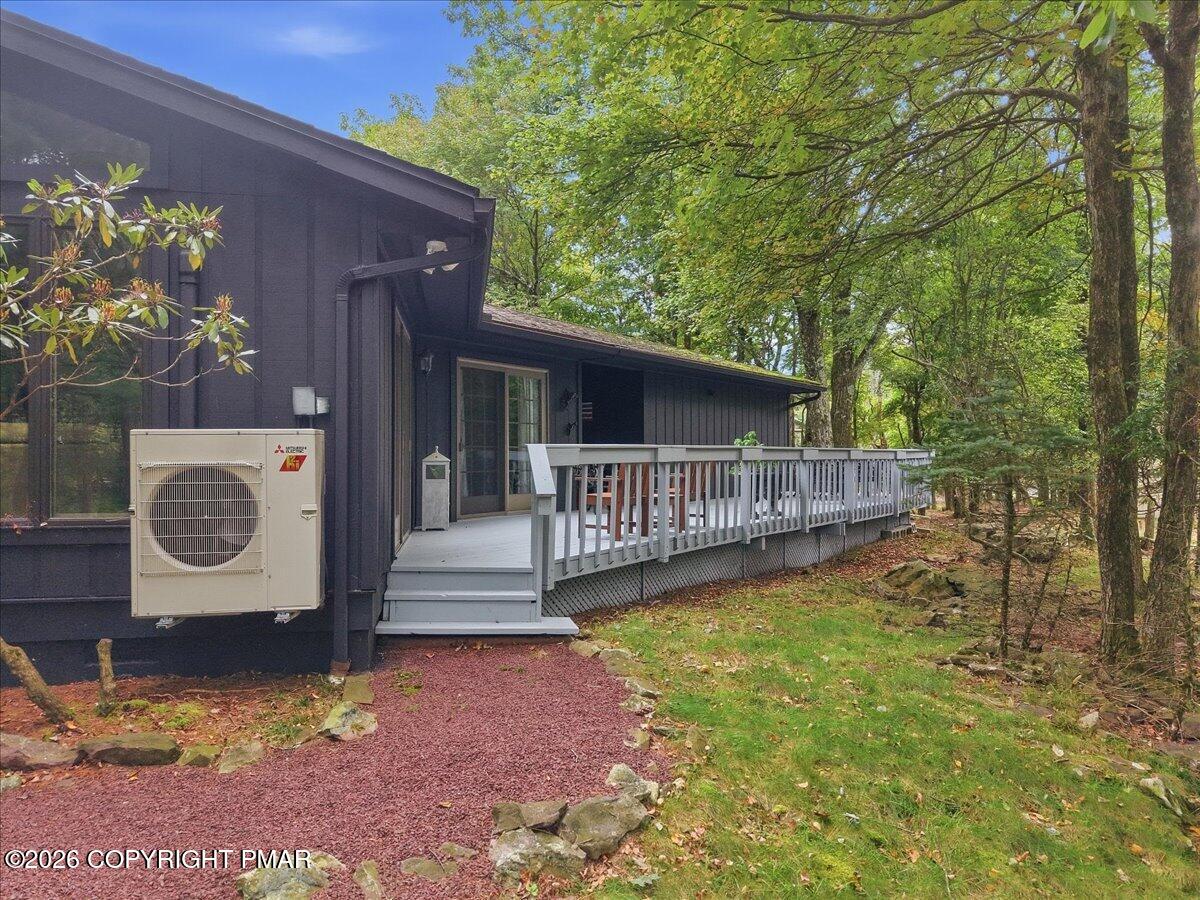 33 Estates Drive Property Photo 6
