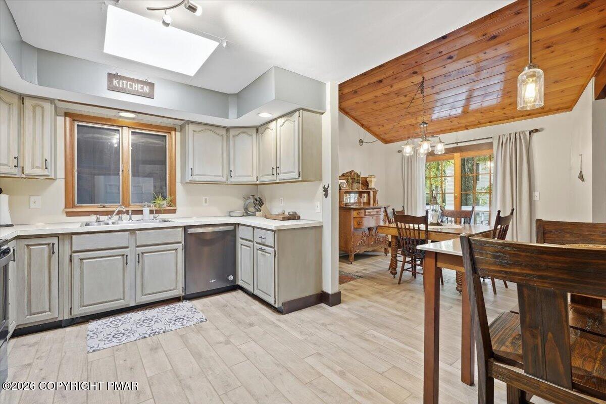 33 Estates Drive Property Photo 14