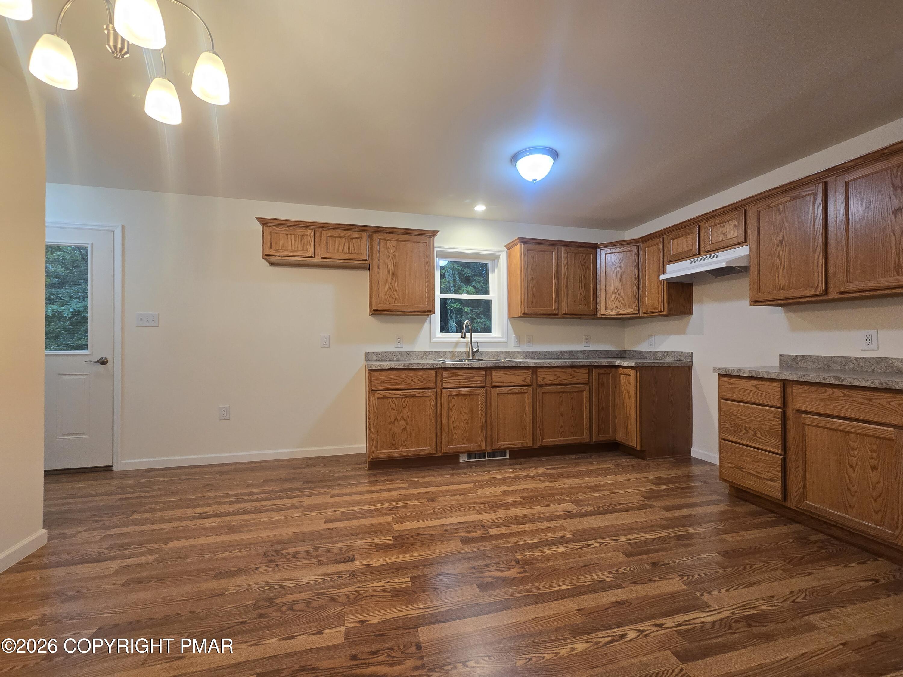 207 Cathleen Drive Property Photo 8