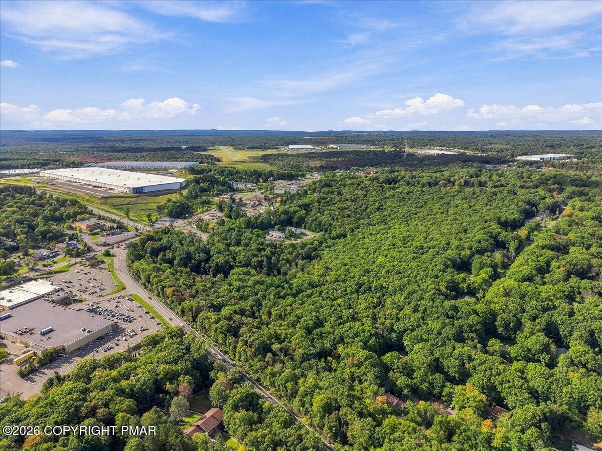 Rte 940 Property Photo 10