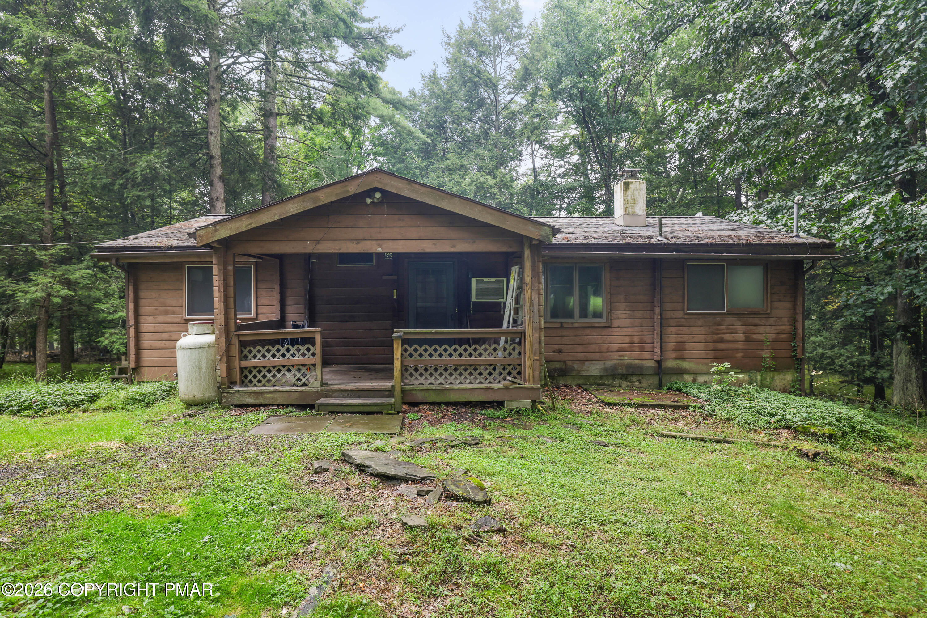 135 Sportsmen Drive Property Photo 1