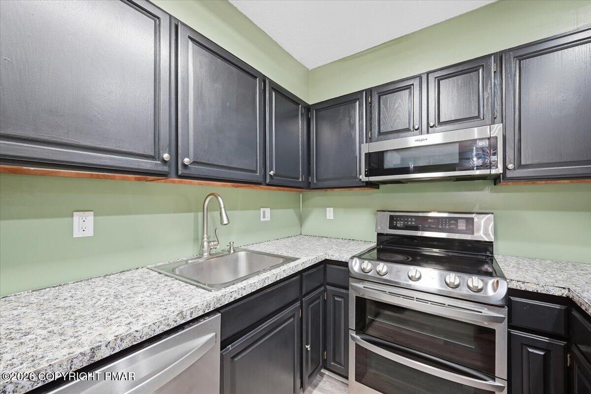 2318 Burntwood Drive Property Photo 23