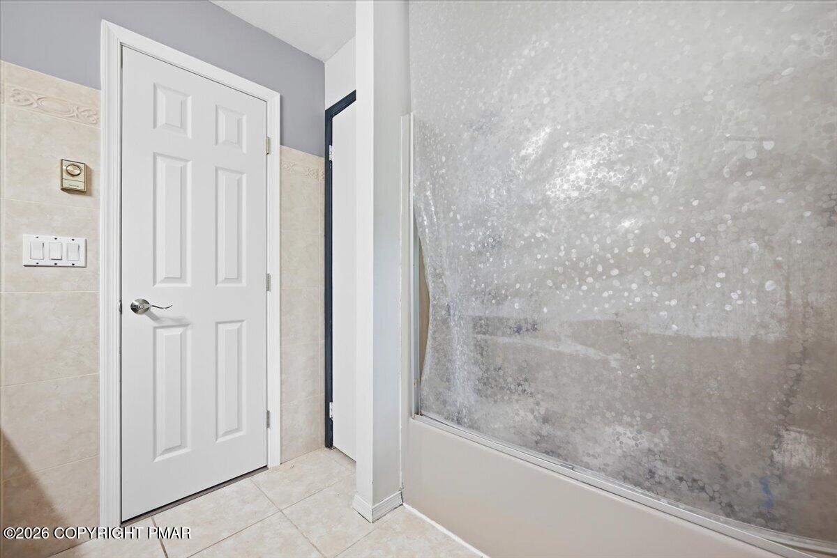 2318 Burntwood Drive Property Photo 37