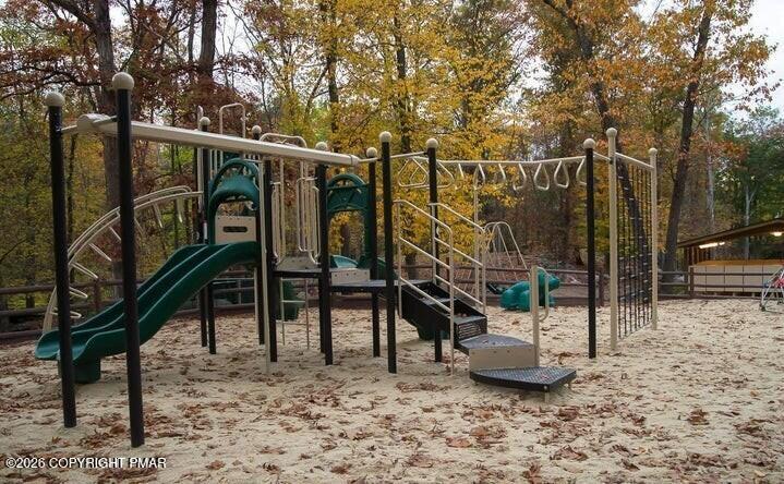 2318 Burntwood Drive Property Photo 83