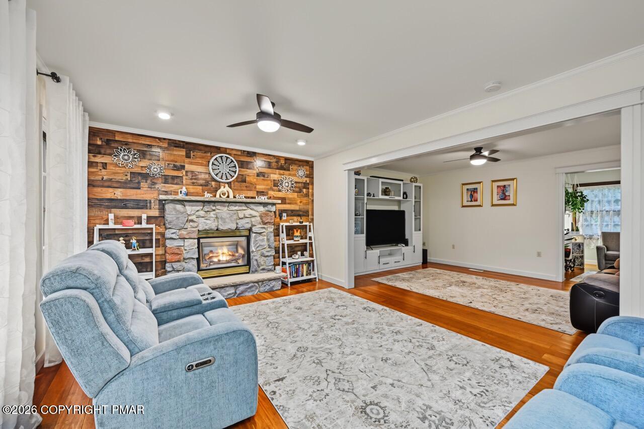 201 Pasquin Drive Property Photo 2