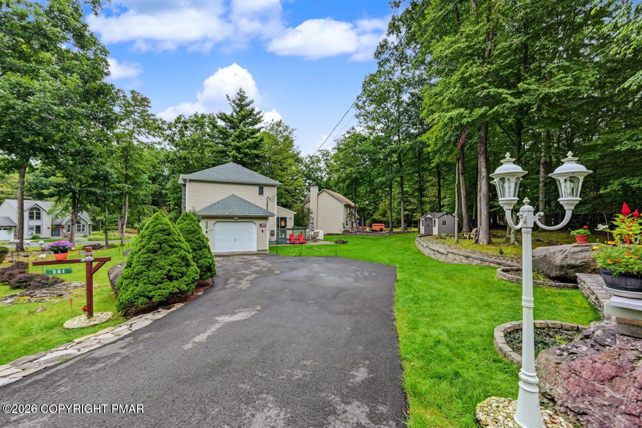 201 Pasquin Drive Property Photo 11